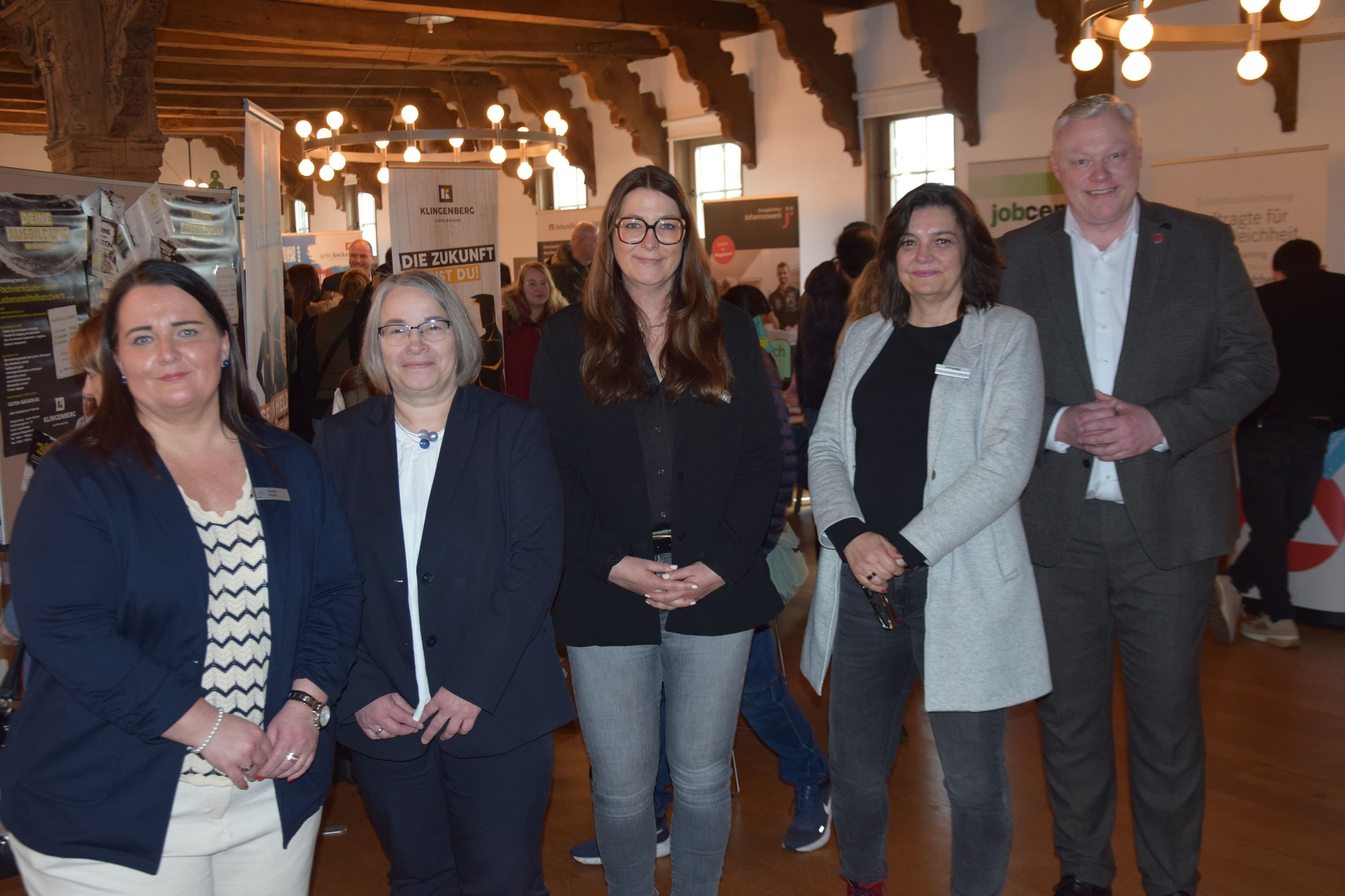 Erfolgreicher Stellenmarkt in Höxter: Über 550 Besucher! | Symbolbild
