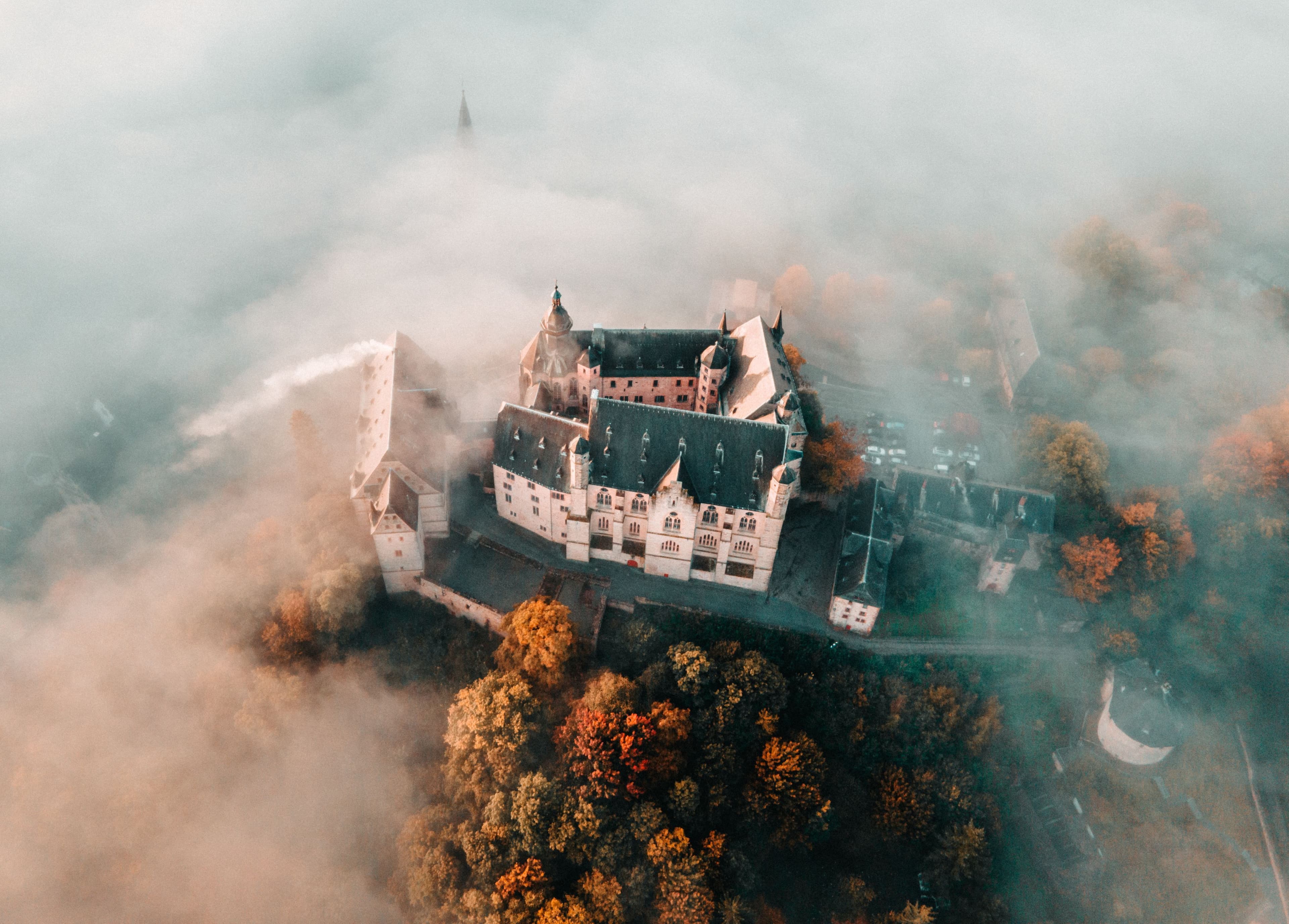 Schlossflair 2025: Geschichte erleben in Marburg | Symbolbild