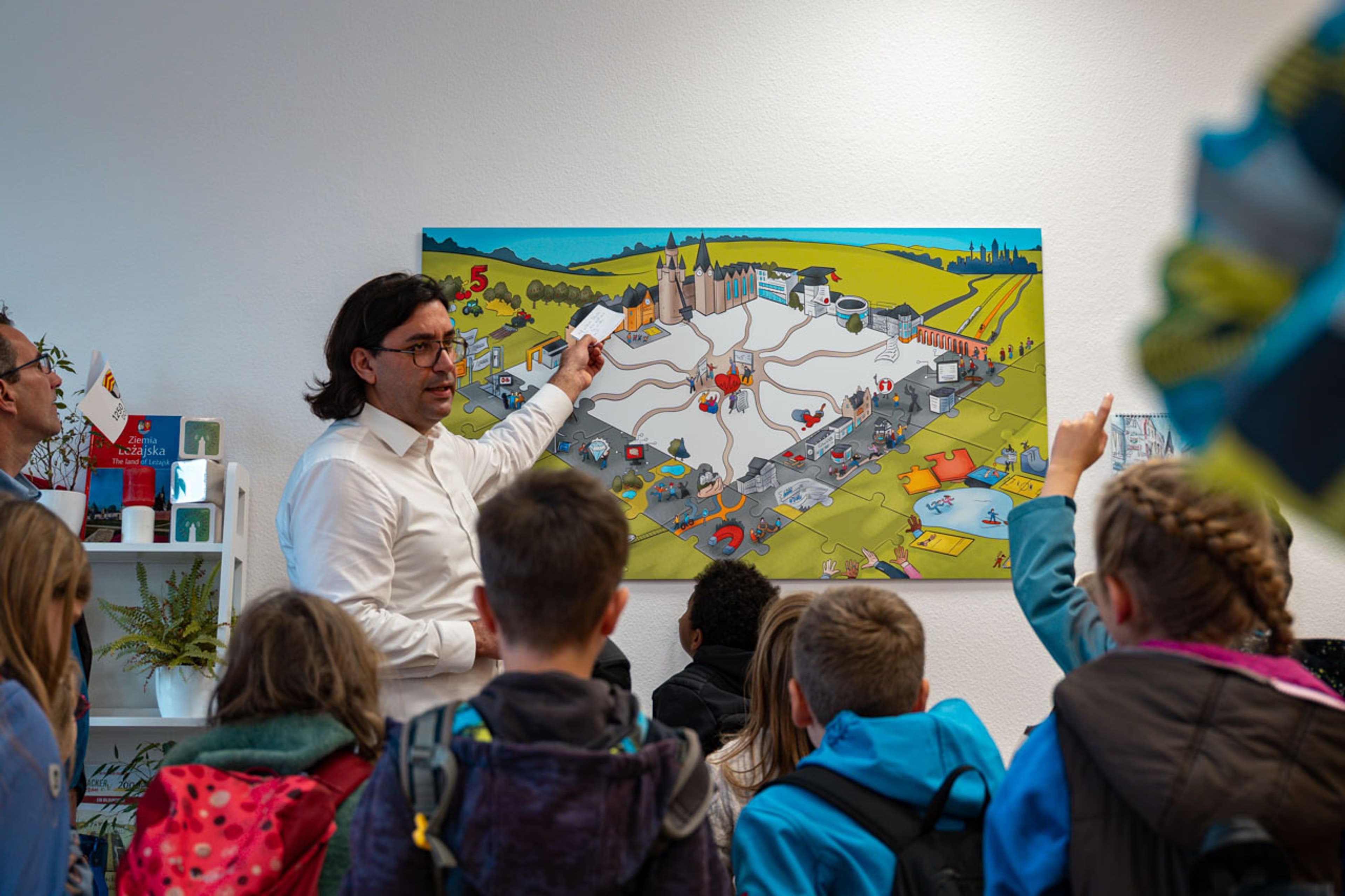 Kinder entdecken Rathaus und Stadtverwaltung | Symbolbild