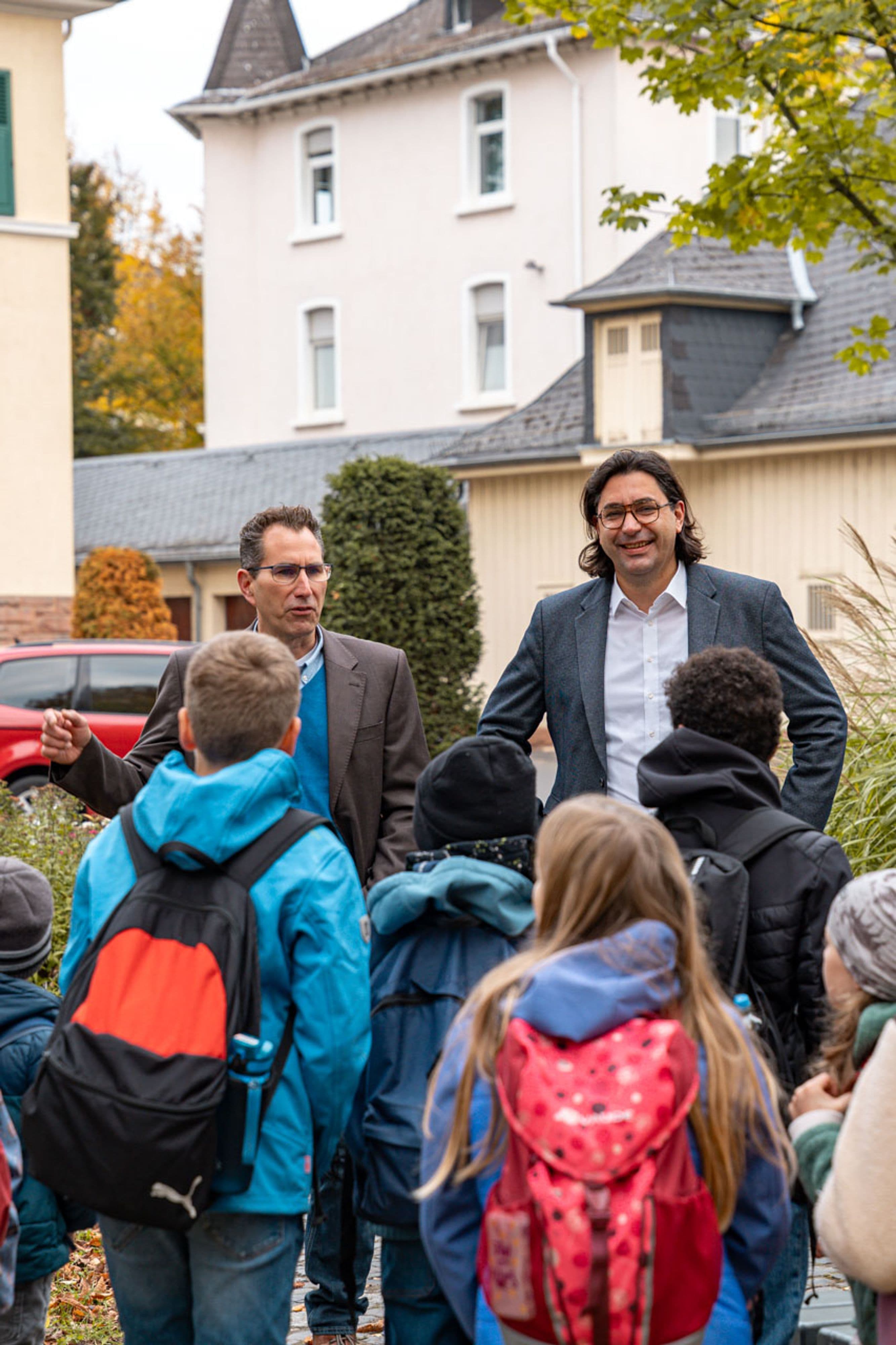Kinder entdecken Rathaus und Stadtverwaltung | Symbolbild
