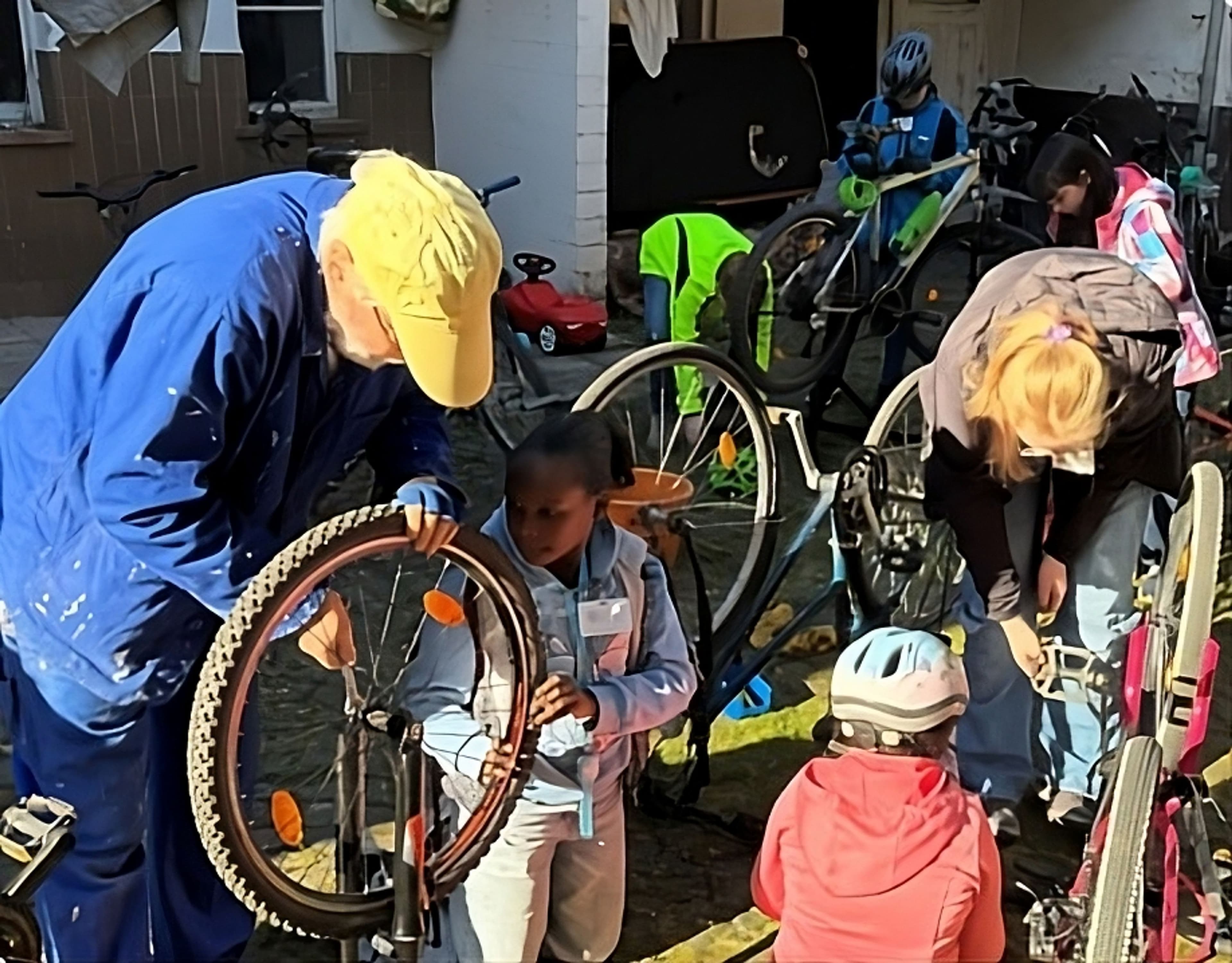 Osterfest in Münzenberg: Kinder lernen Fahrradpflege | Symbolbild