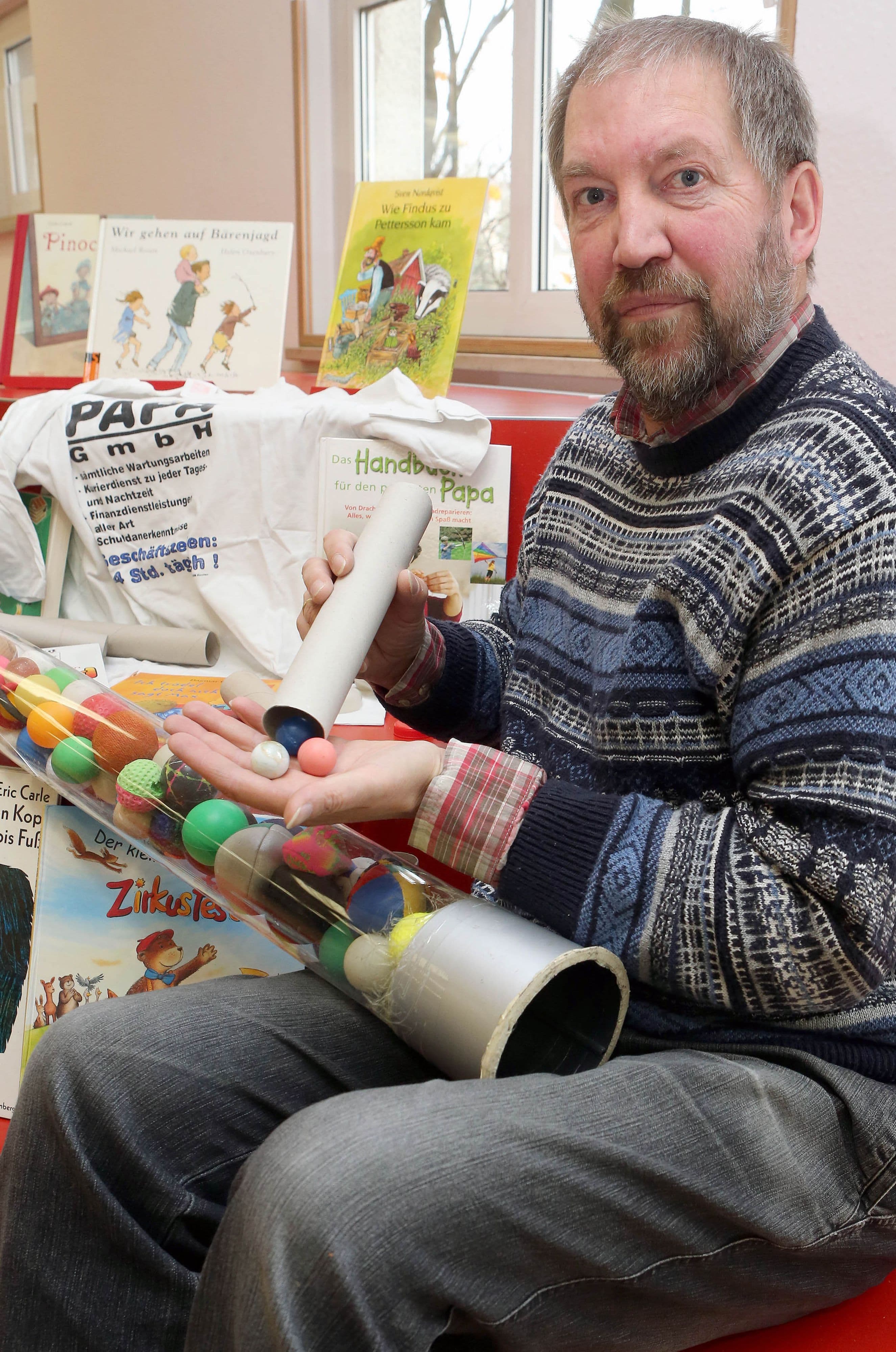 Vorlese-Erlebnisstunde – Die „Papa-Zeit“ für Kinder und ihre Väter. Vorlese-Erlebnisstunde – Die „Papa-Zeit“ für Kinder und ihre Väter.