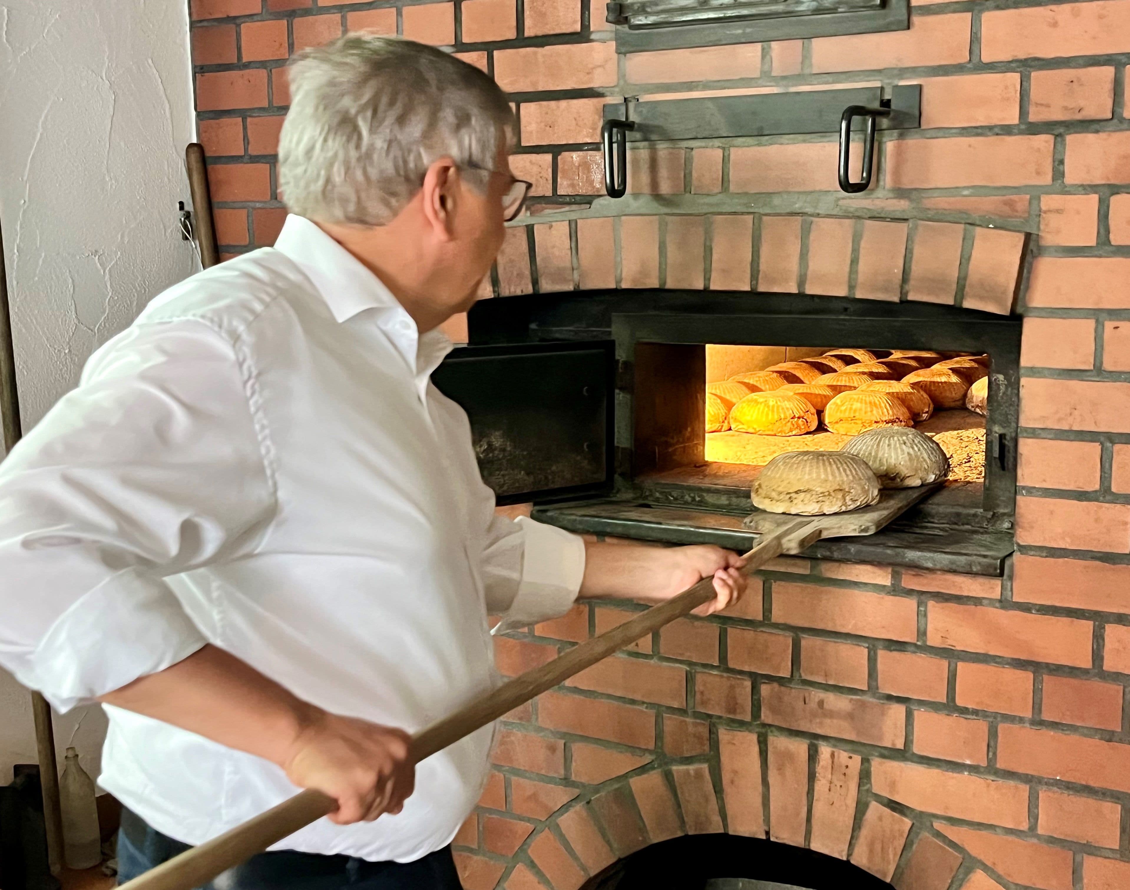Feierliche Wiedereröffnung des Gemaa Backes | Symbolbild
