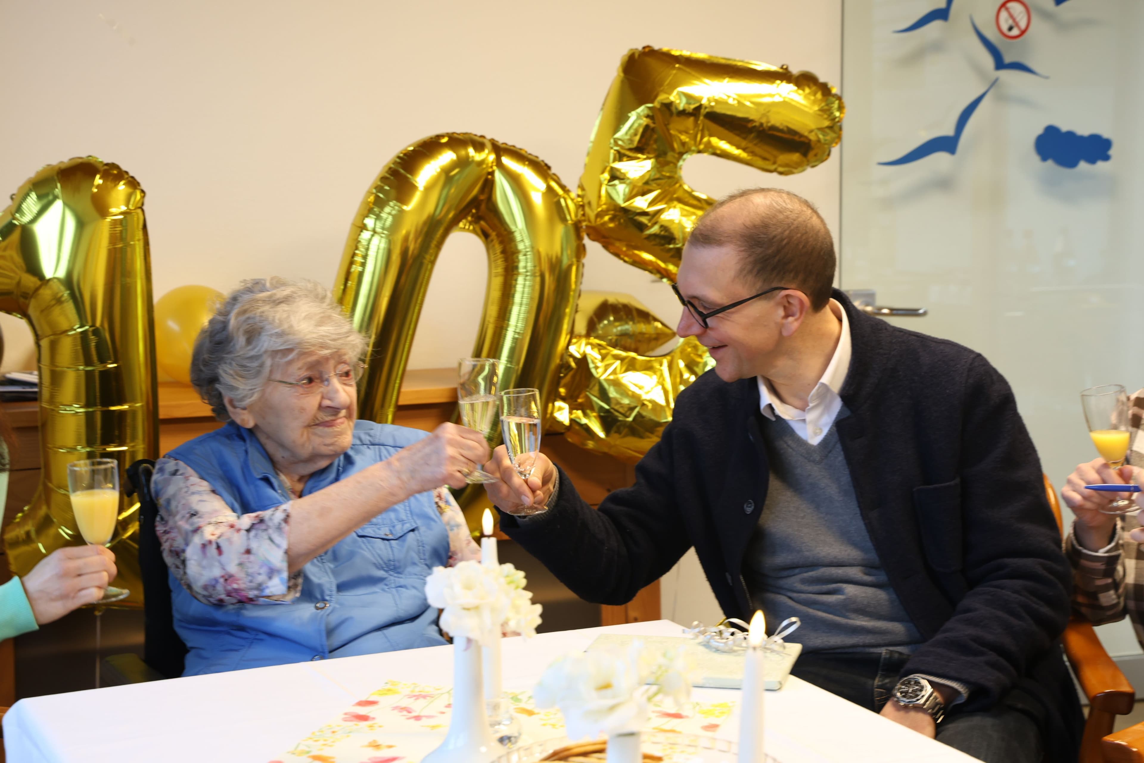 105 Jahre Elisabeth Weinheimer – Ein Leben voller Mut | Symbolbild