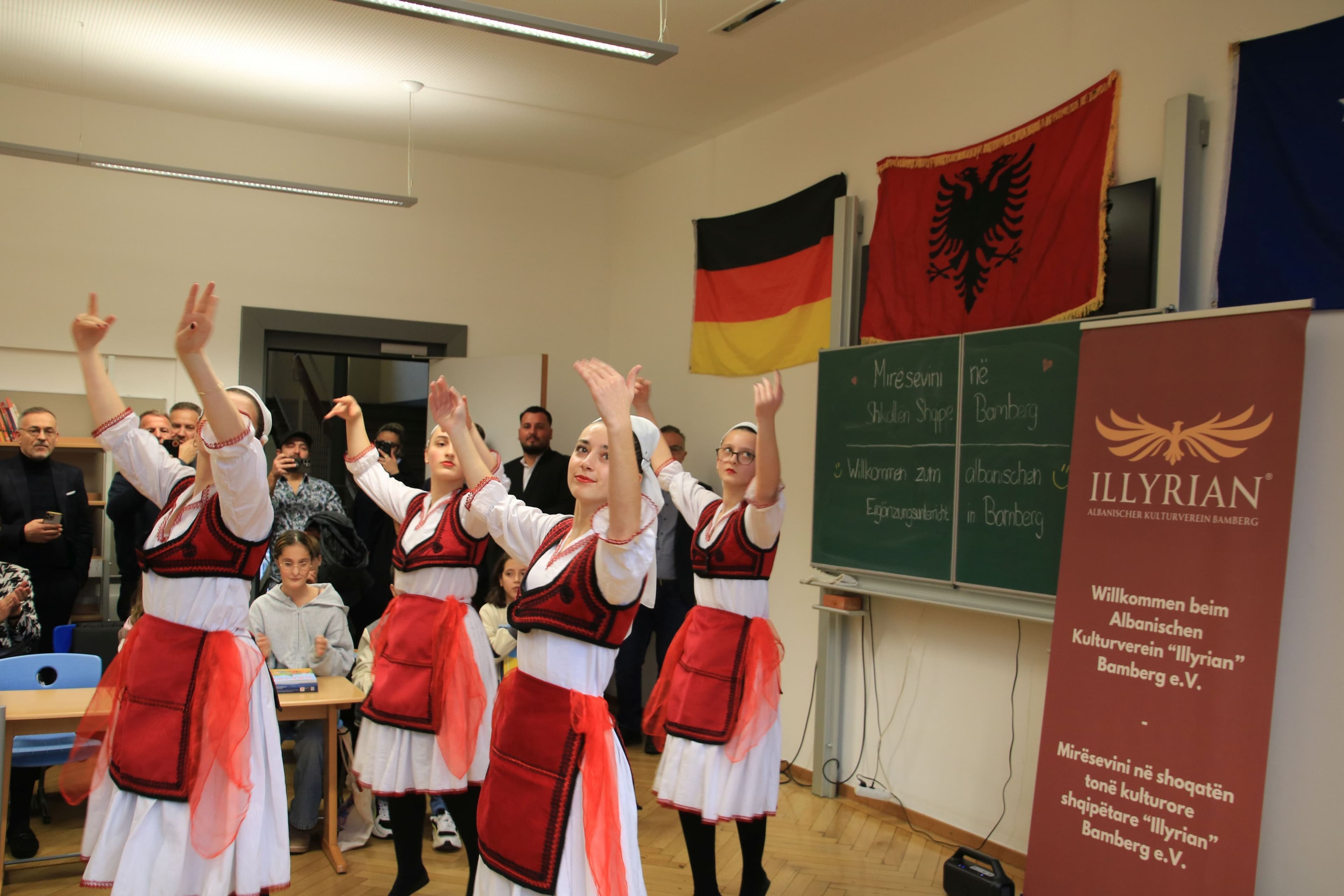 Albanischer Ergänzungsunterricht startet in Bamberg | Symbolbild