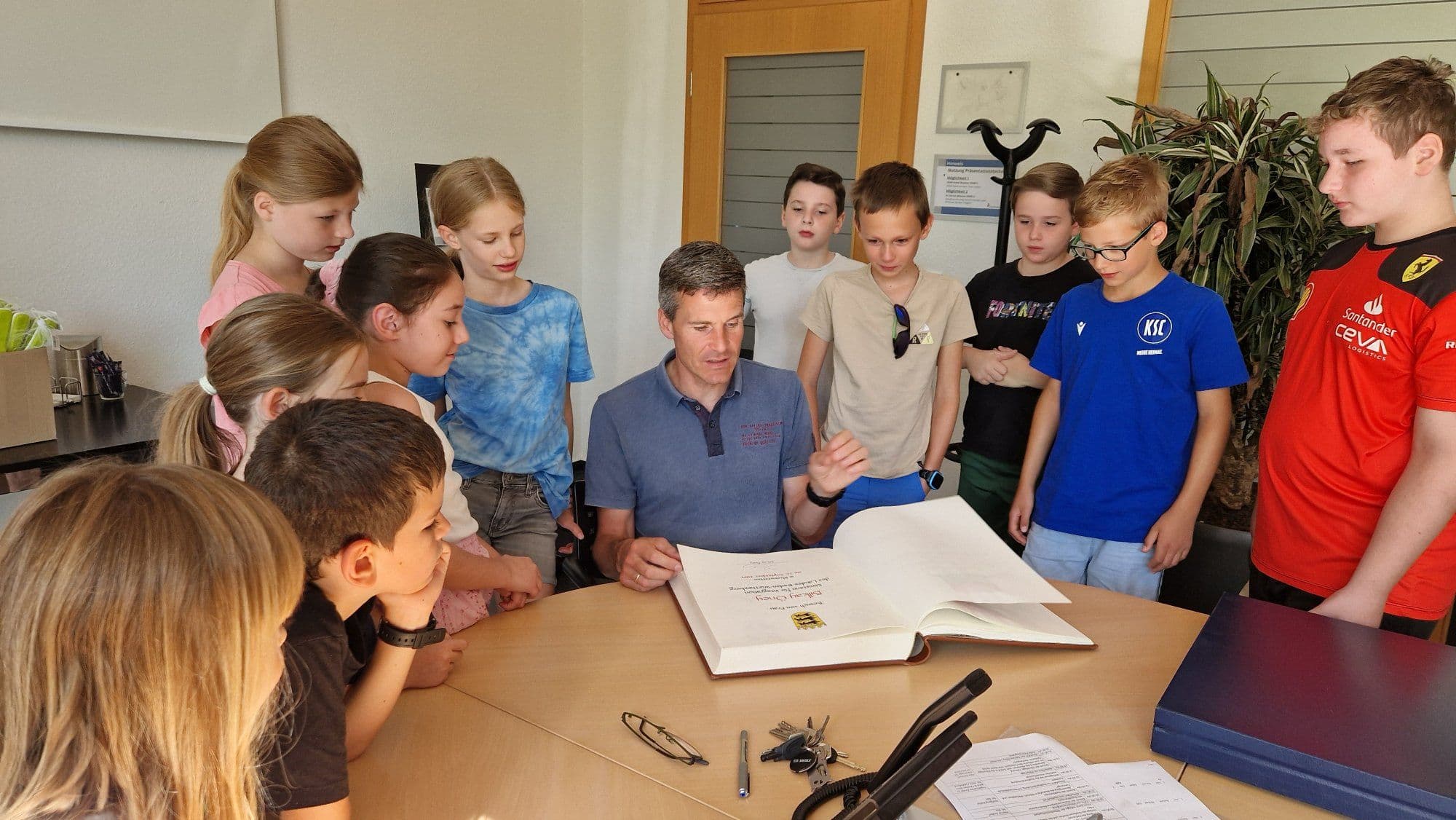 Historischer Besuch und Einblicke in Rheinstetten | Symbolbild