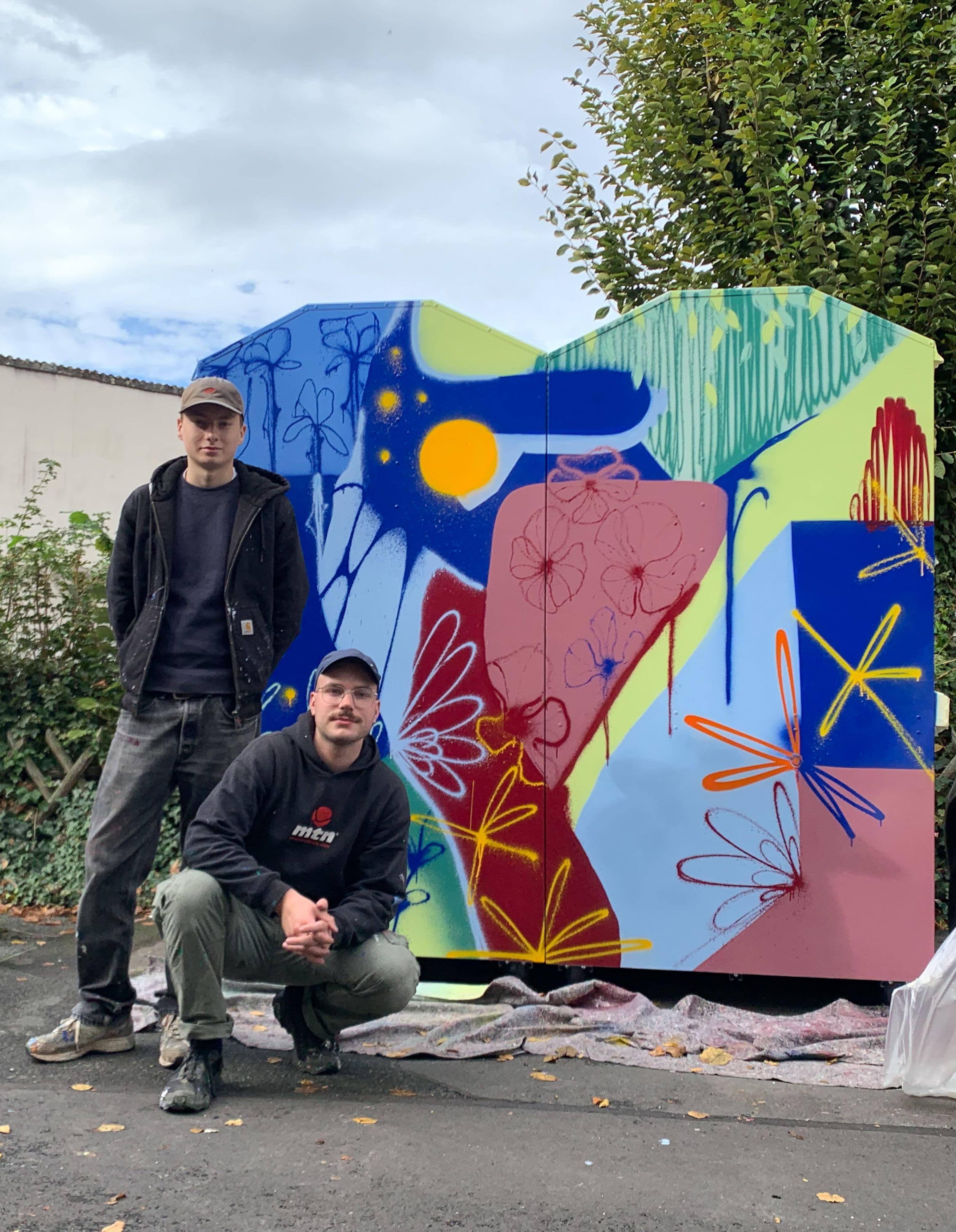Kunst trifft Nachhaltigkeit: Marburgs kreative Altkleidercontainer | Symbolbild