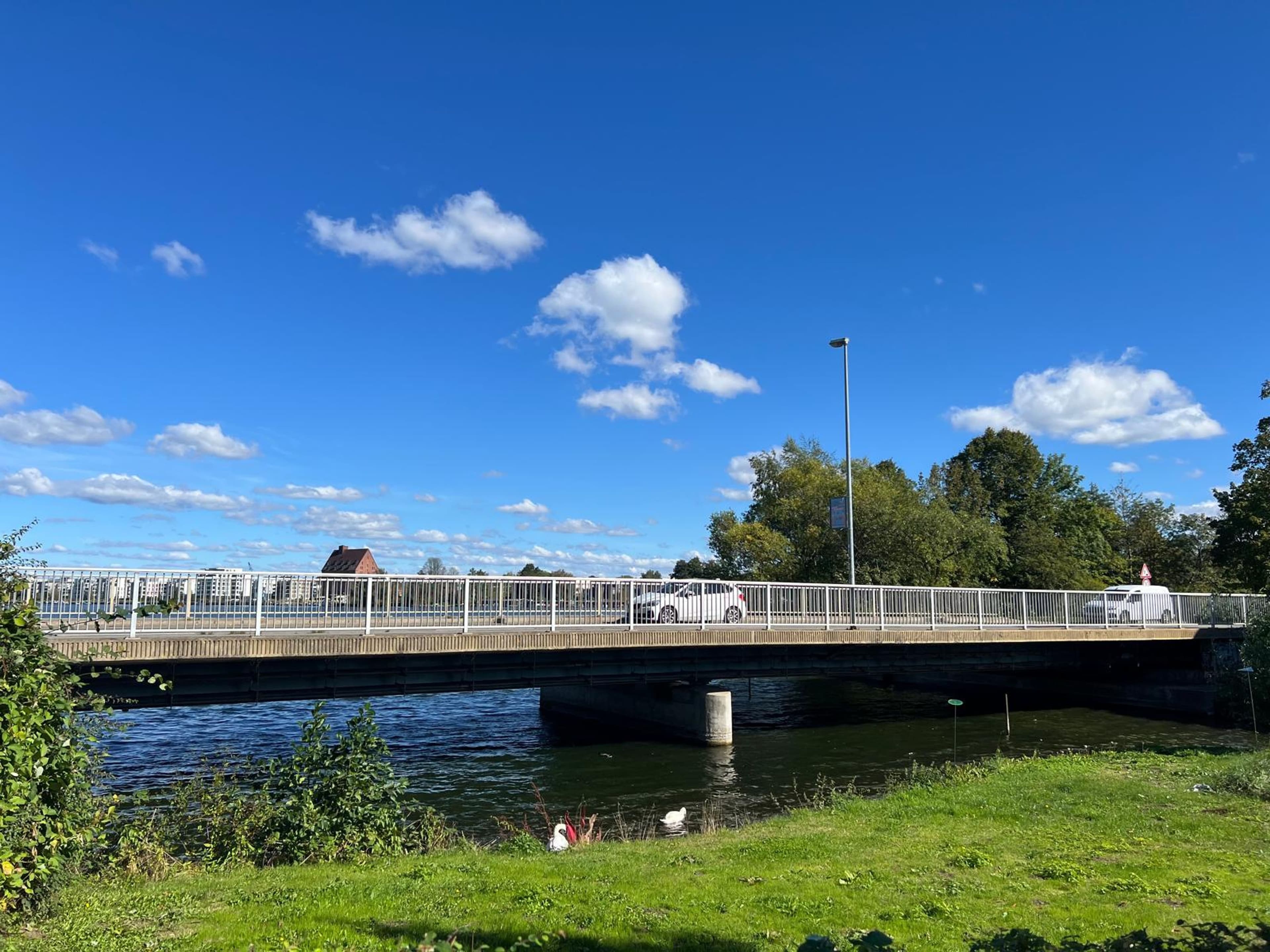 Schwerin: Einbahnstraße auf Knaudtstraße wegen Brückensanierung | Symbolbild