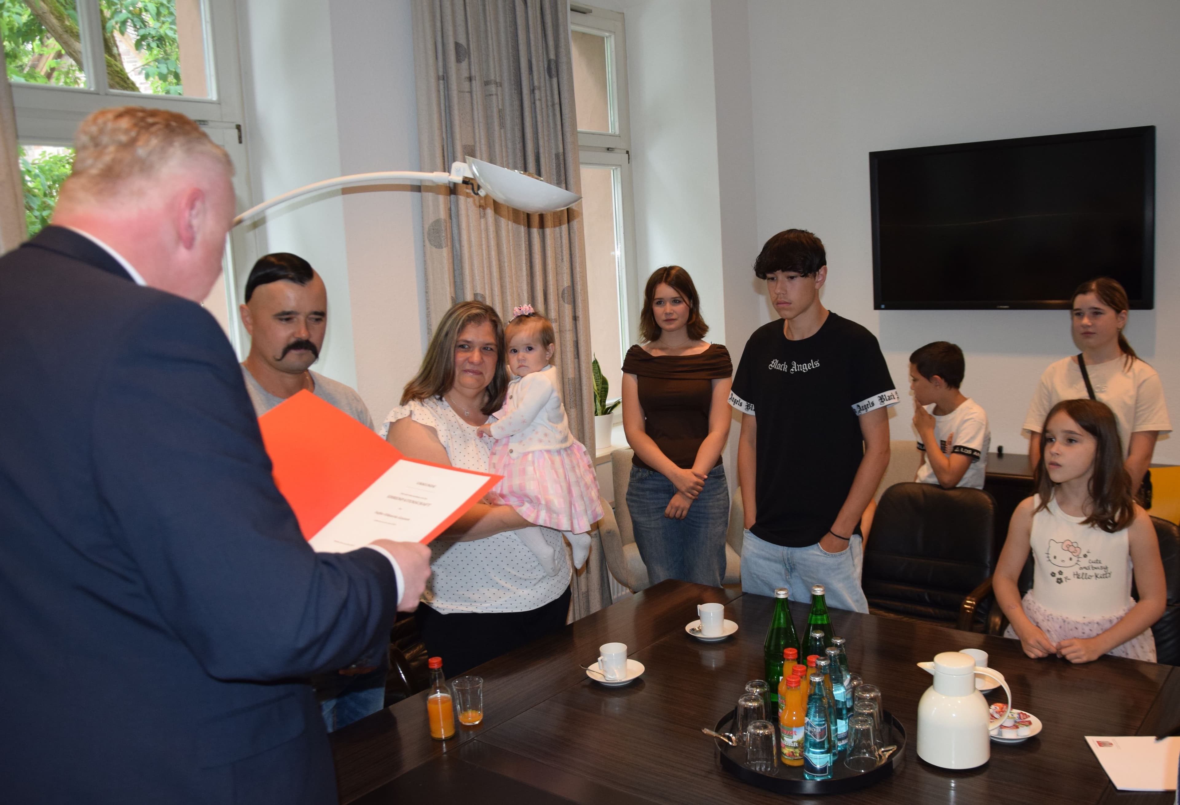Steinmeier übernimmt Ehrenpatenschaft für kinderreiche Familie | Symbolbild