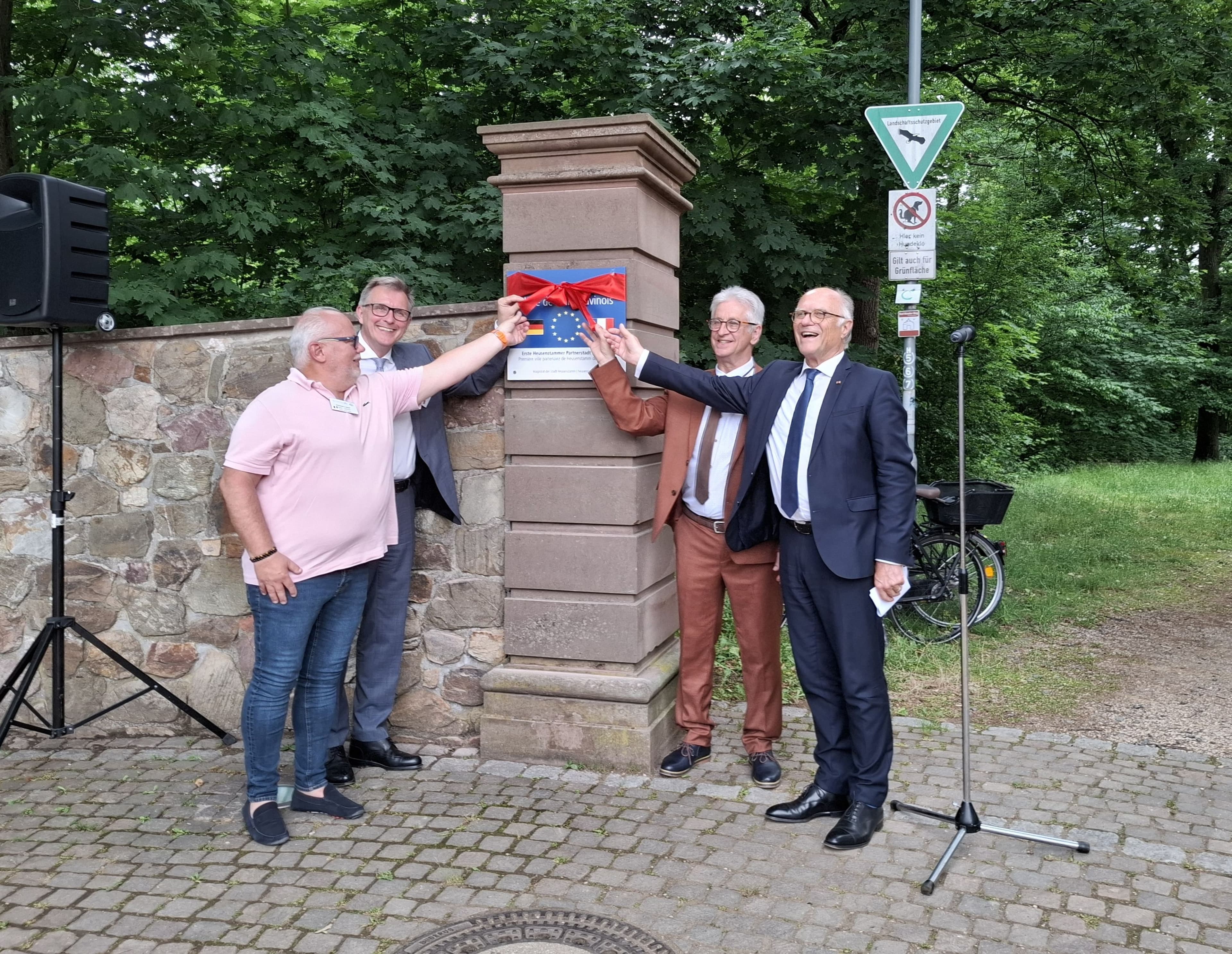 Heusenstamm feiert Städtepartnerschaften mit großem Fest | Symbolbild