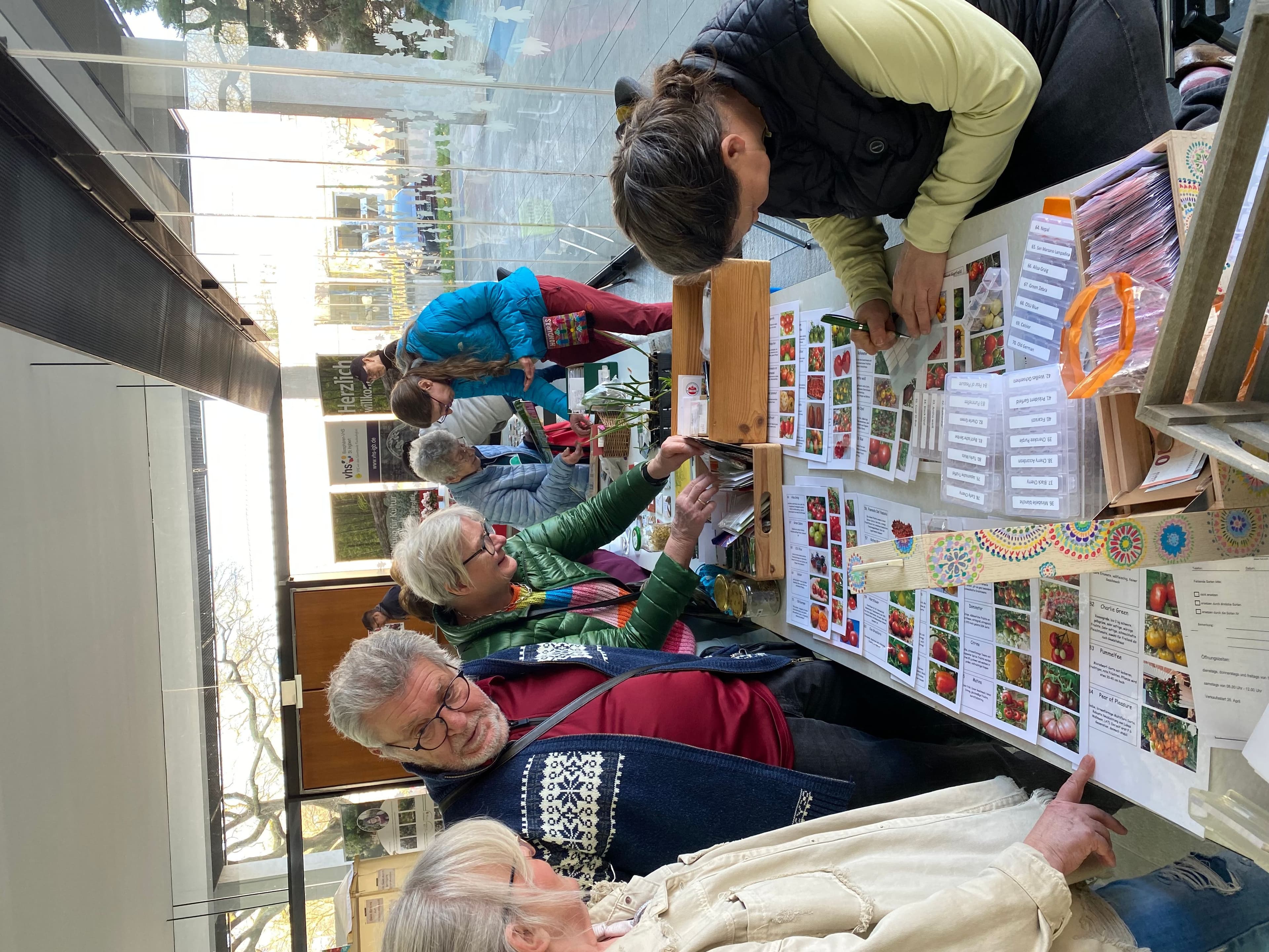 Viele Besucher kamen zur Saatgutbörse 2025 in den Kuppelsaal des Rathauses St. Ingbert. Viele Besucher kamen zur Saatgutbörse 2025 in den Kuppelsaal des Rathauses St. Ingbert.
