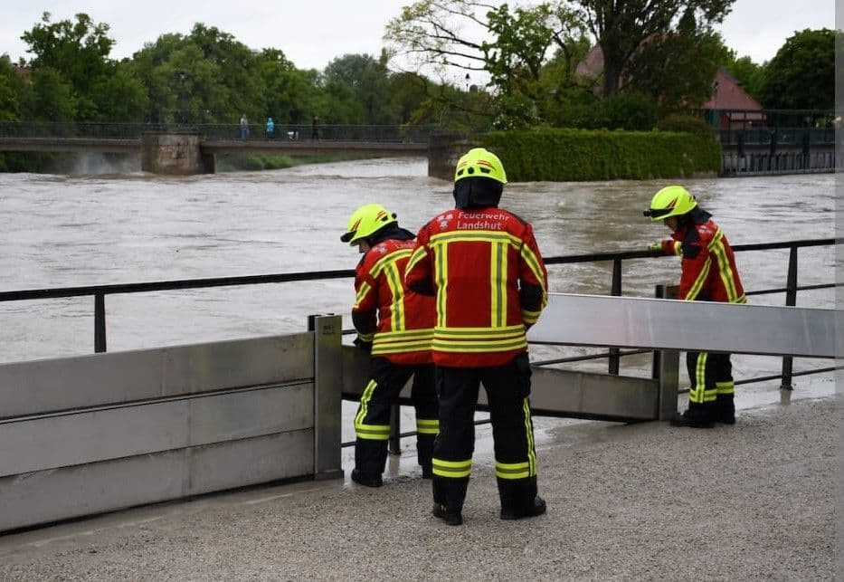 Bürgerbeteiligung in Ludwigshafen - Neue Bürgersprechstunde per WhatsApp mit OB Steinruck
