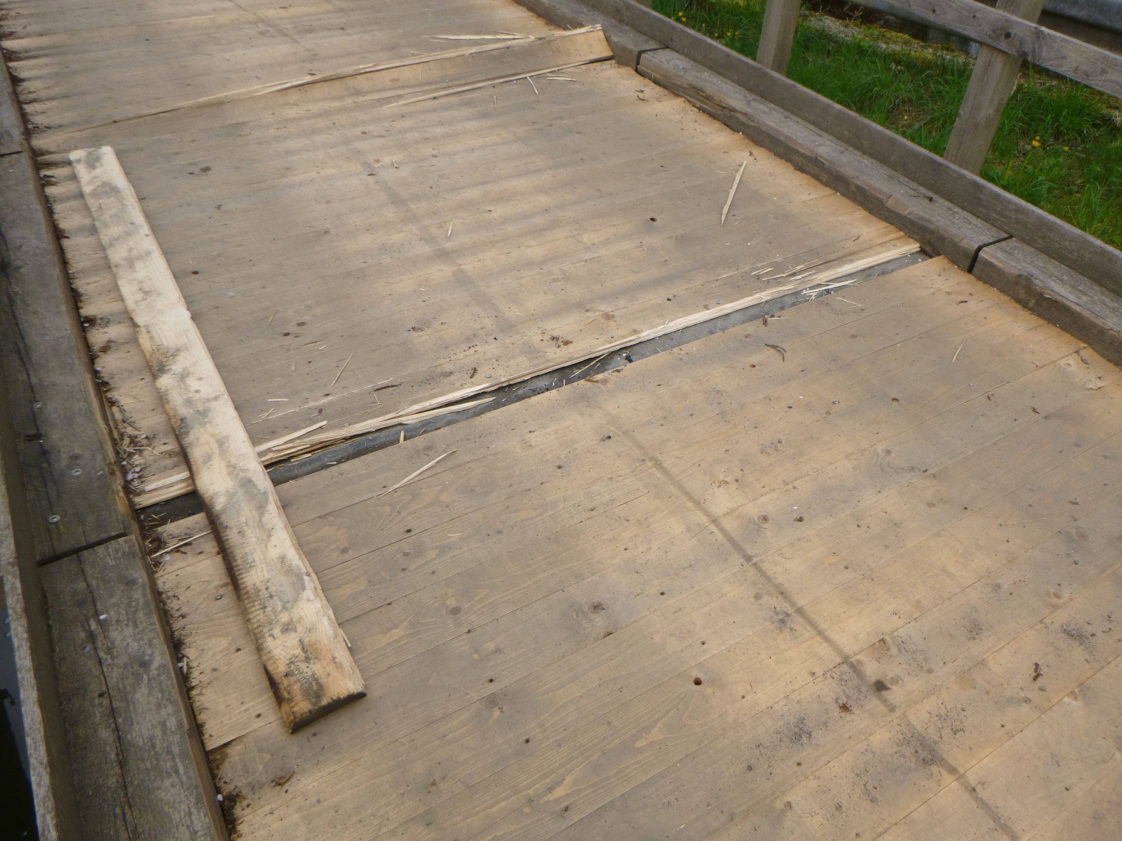 Holzbrücke in Hattingen/Ruhr gesperrt | Symbolbild