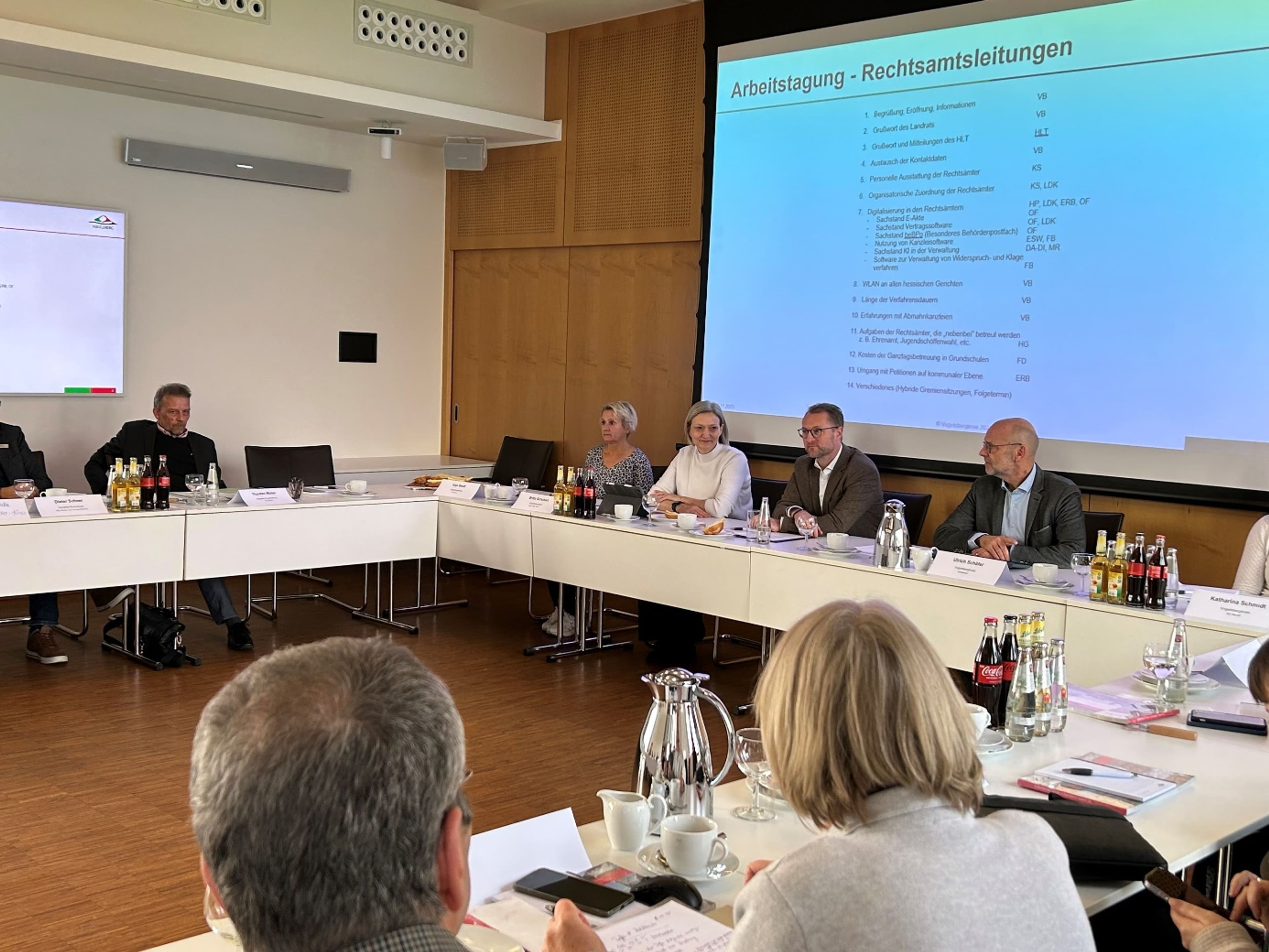 Rechtsamtsleitungen im Vogelsbergkreis tauschen sich aus | Symbolbild