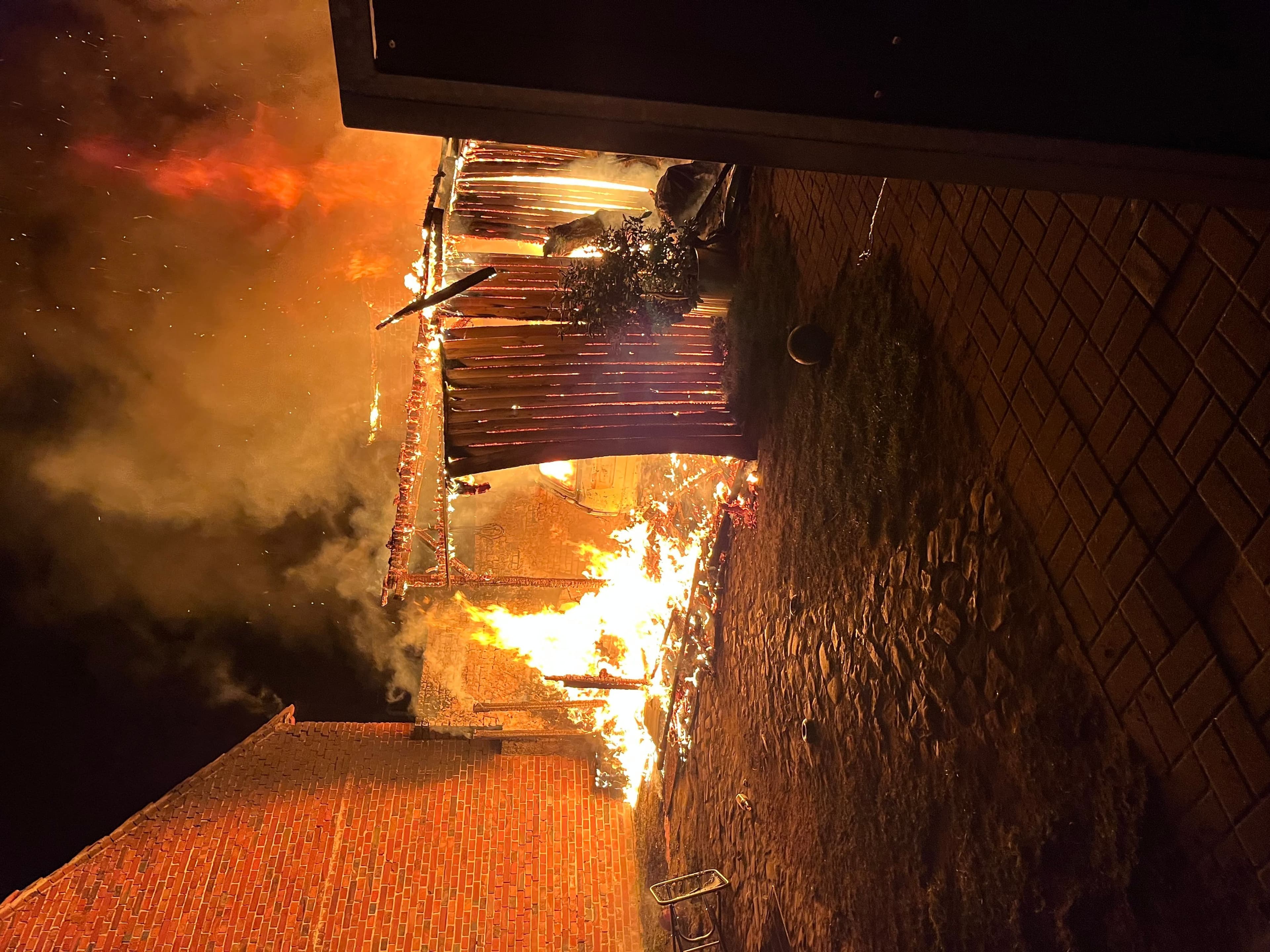 Bittkau: Großbrand in der Elbstraße | Symbolbild
