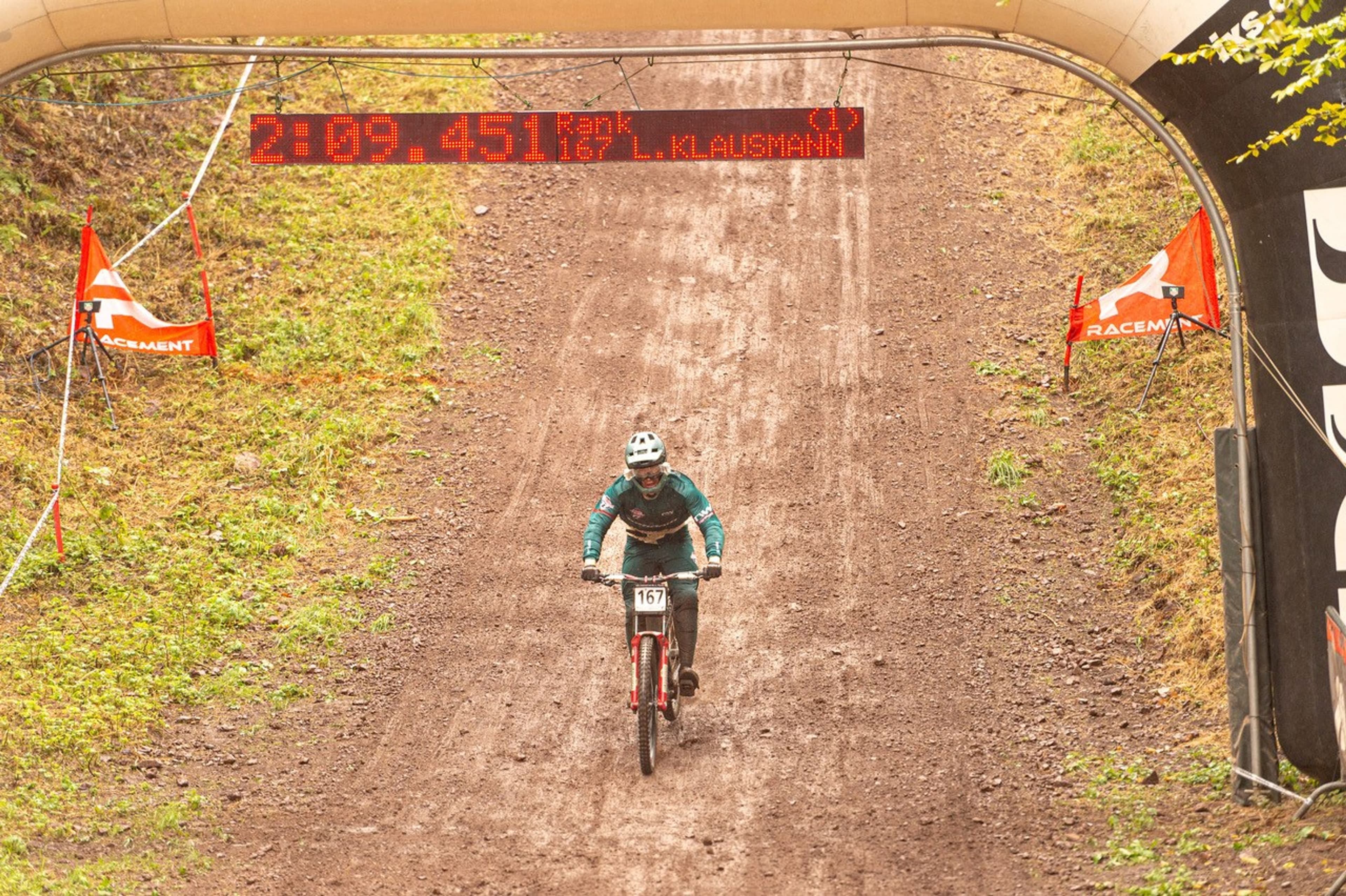 Levin Klausmann wird Deutscher Jugendmeister im Downhillfahren | Symbolbild