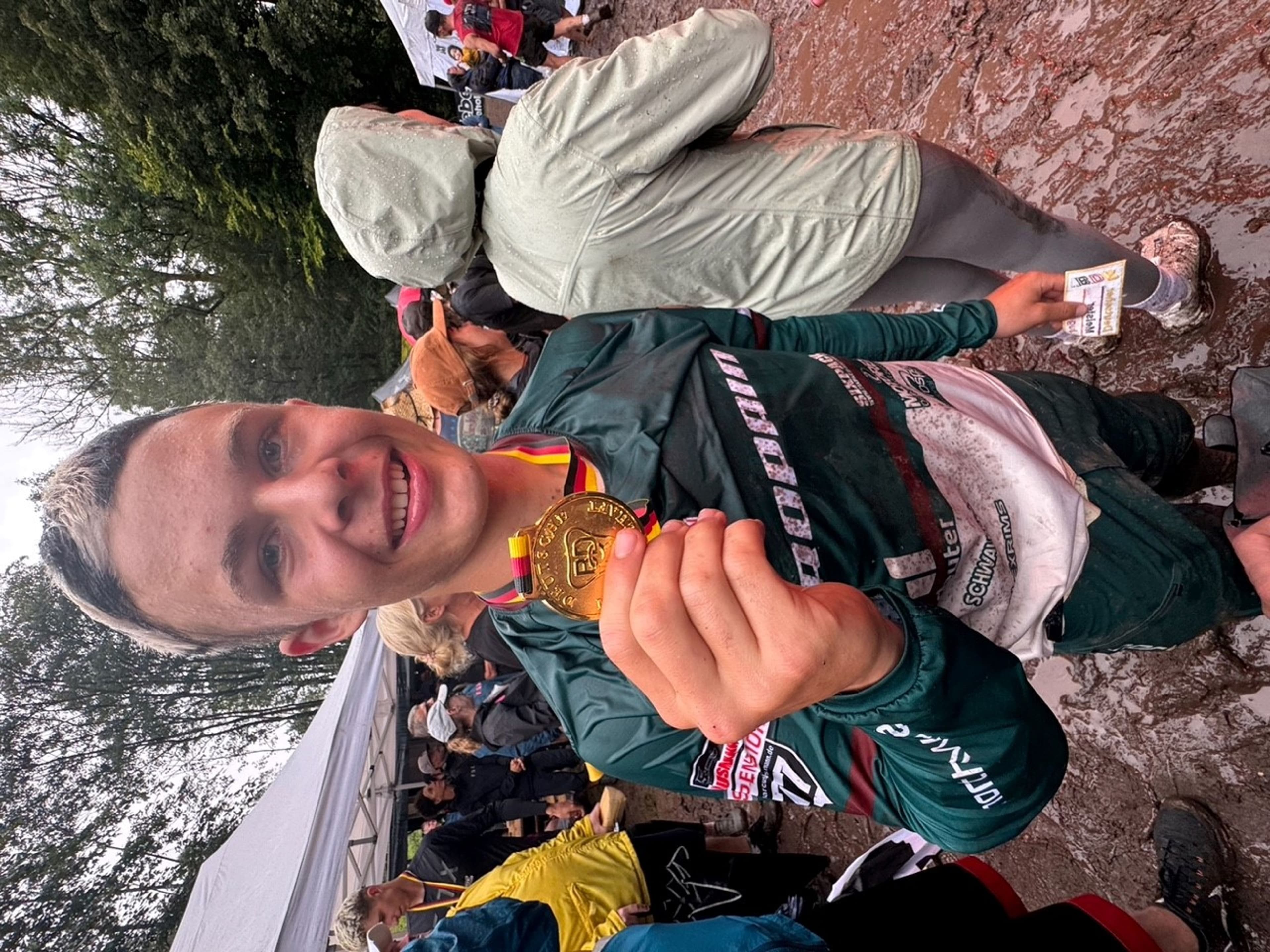 Levin Klausmann wird Deutscher Jugendmeister im Downhillfahren | Symbolbild