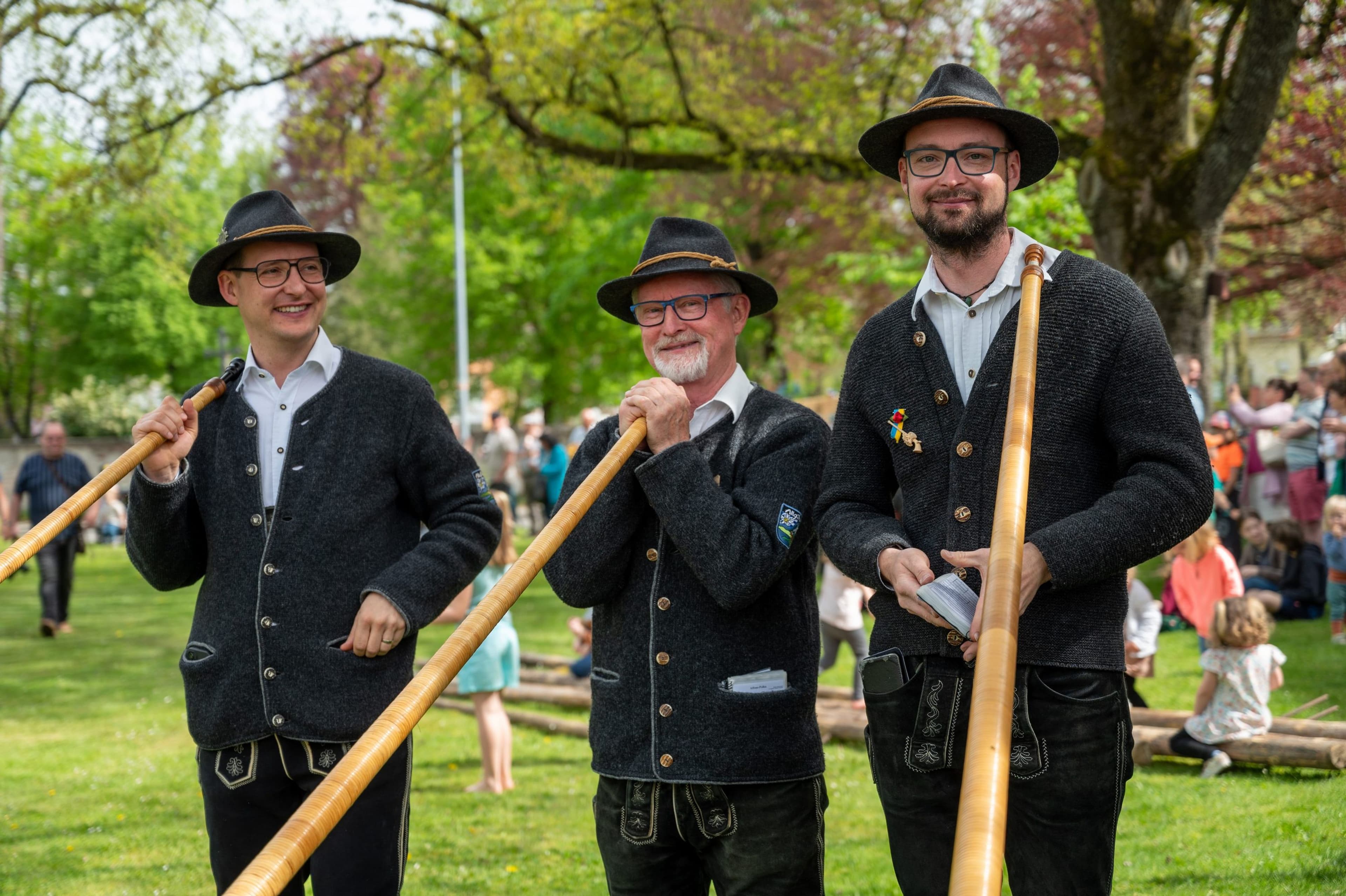 Maibaumfest in Leutkirch: Gemeinsam den 1. Mai feiern | Symbolbild
