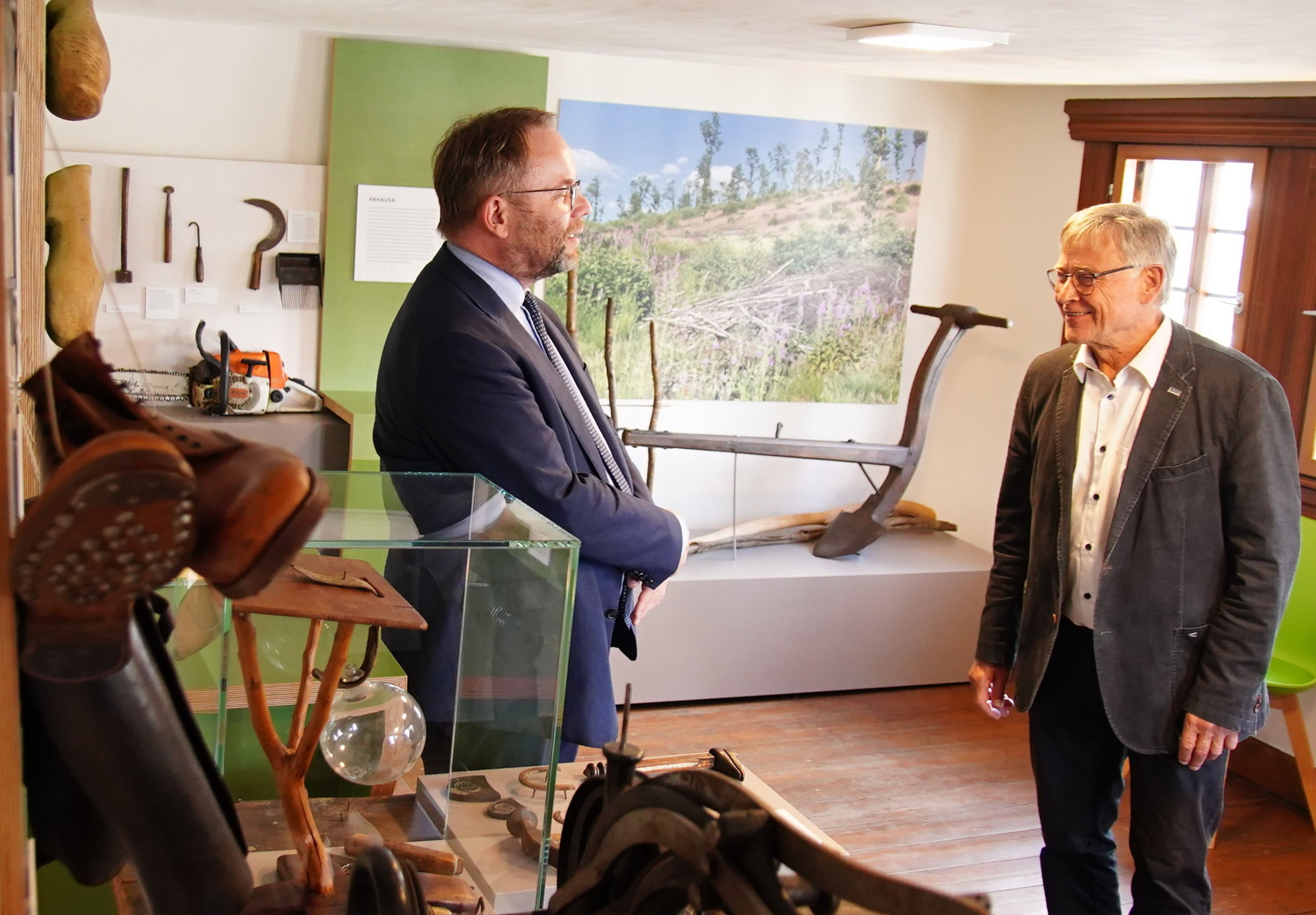 Haigerer Stadtmuseum beeindruckt Minister Gremmels | Symbolbild