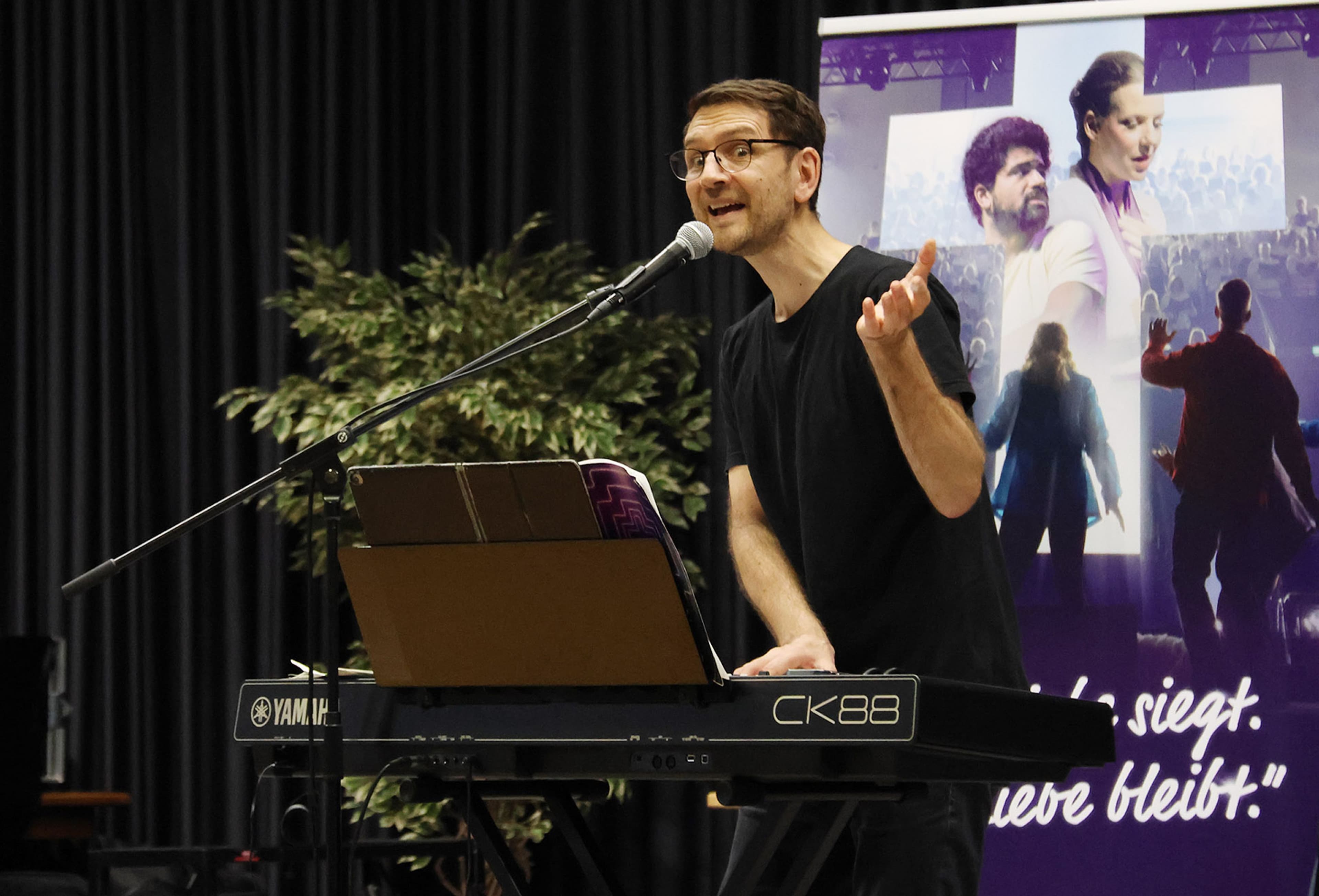 Passions-Musical „7 Worte vom Kreuz!“ startet Proben | Symbolbild