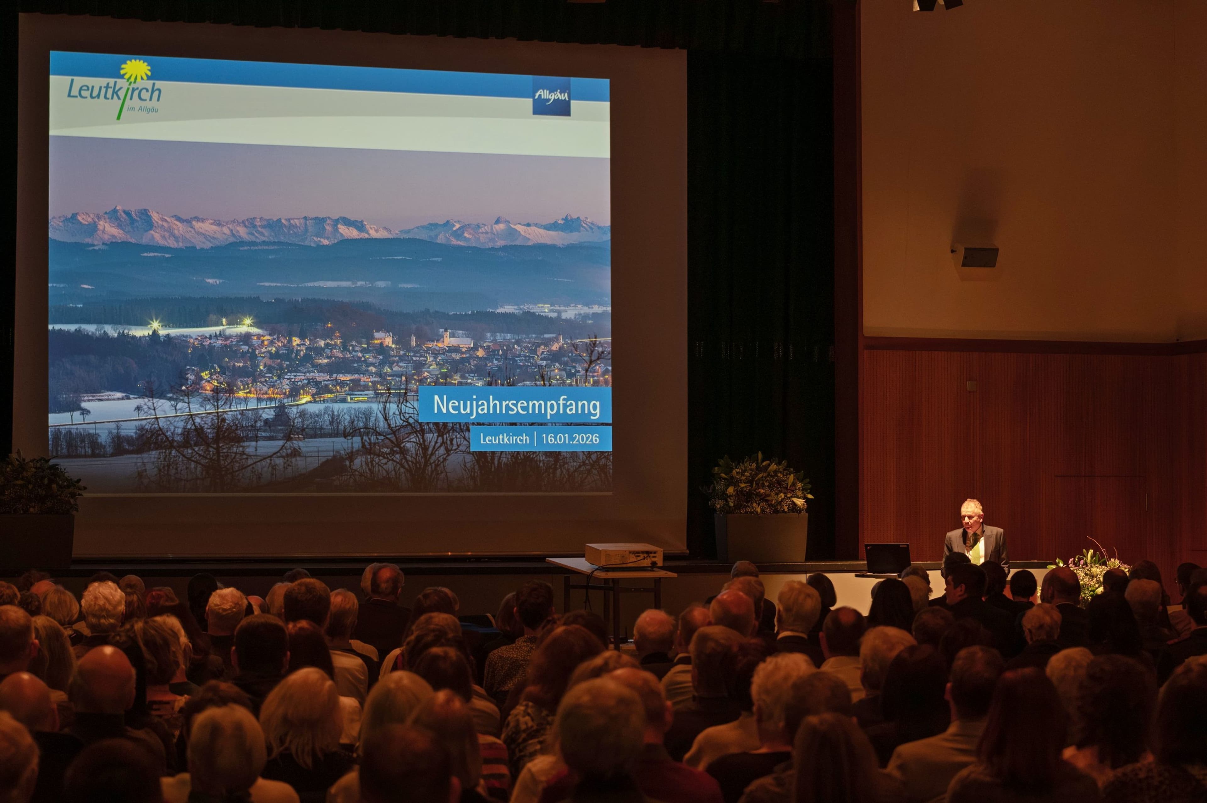 Leutkirch ehrt Ehrenamt beim Neujahrsempfang | Symbolbild