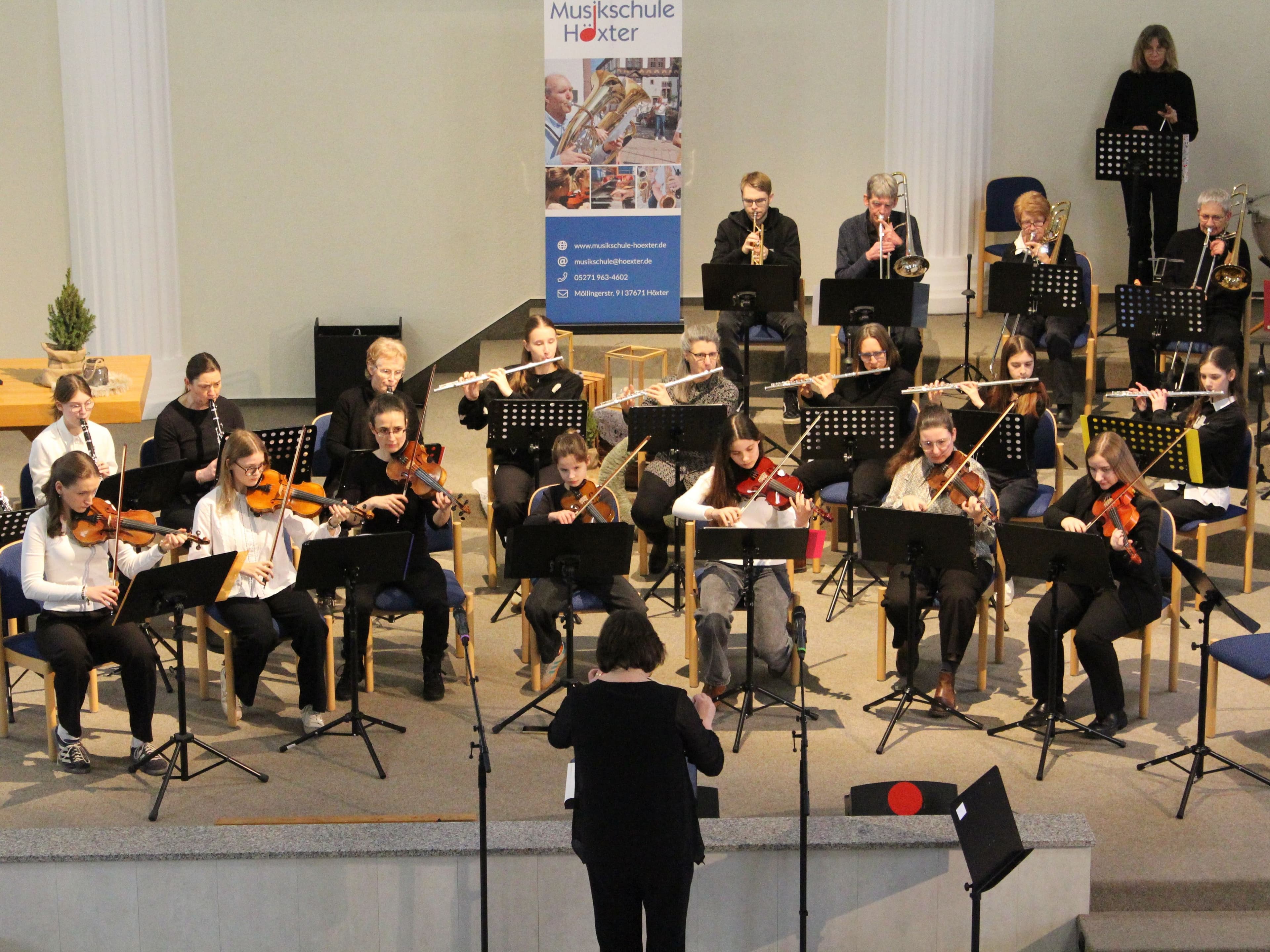 Proben und Abschlusskonzert des Projekts KlangBrĂŒcke 2026 mit Teilnehmern aus Höxter und Holzminden. Proben und Abschlusskonzert des Projekts KlangBrĂŒcke 2026 mit Teilnehmern aus Höxter und Holzminden.