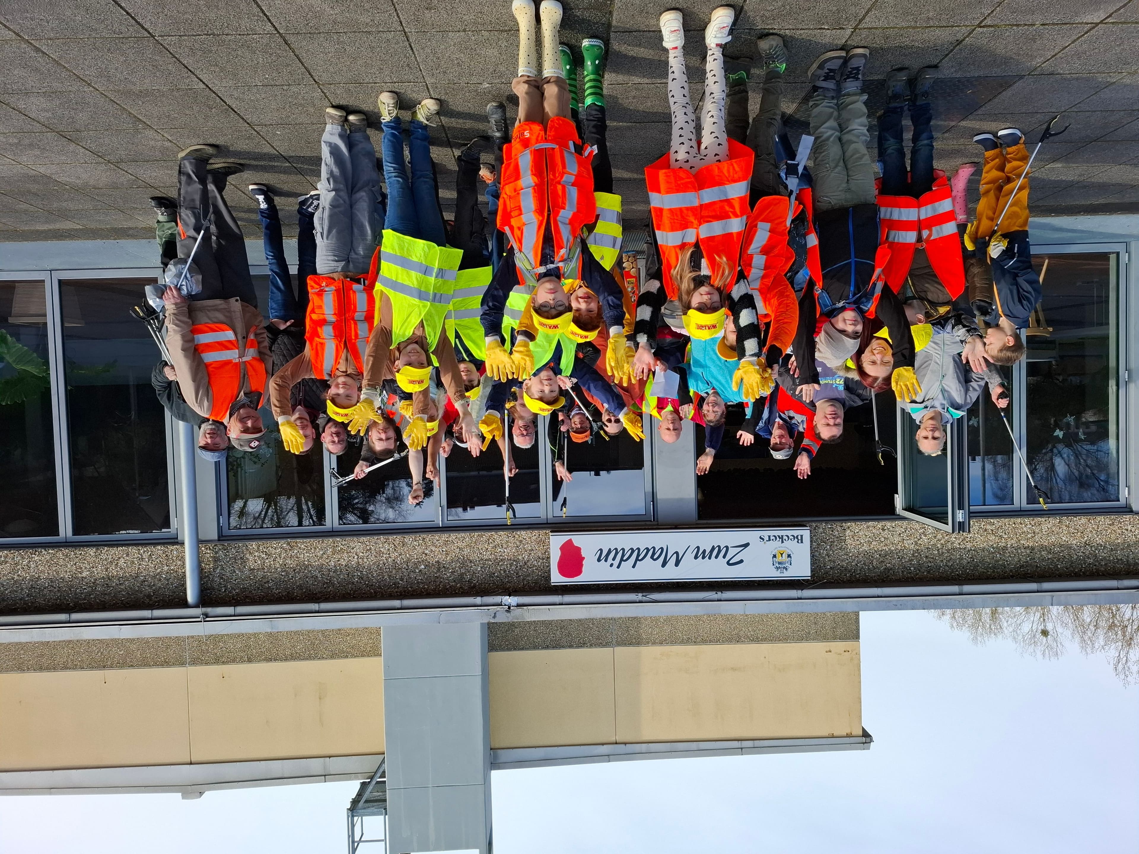 In Rohrbach beteiligten sich 2025 viele ehrenamtliche Helfer an der picobello-Aktion. In Rohrbach beteiligten sich 2025 viele ehrenamtliche Helfer an der picobello-Aktion.