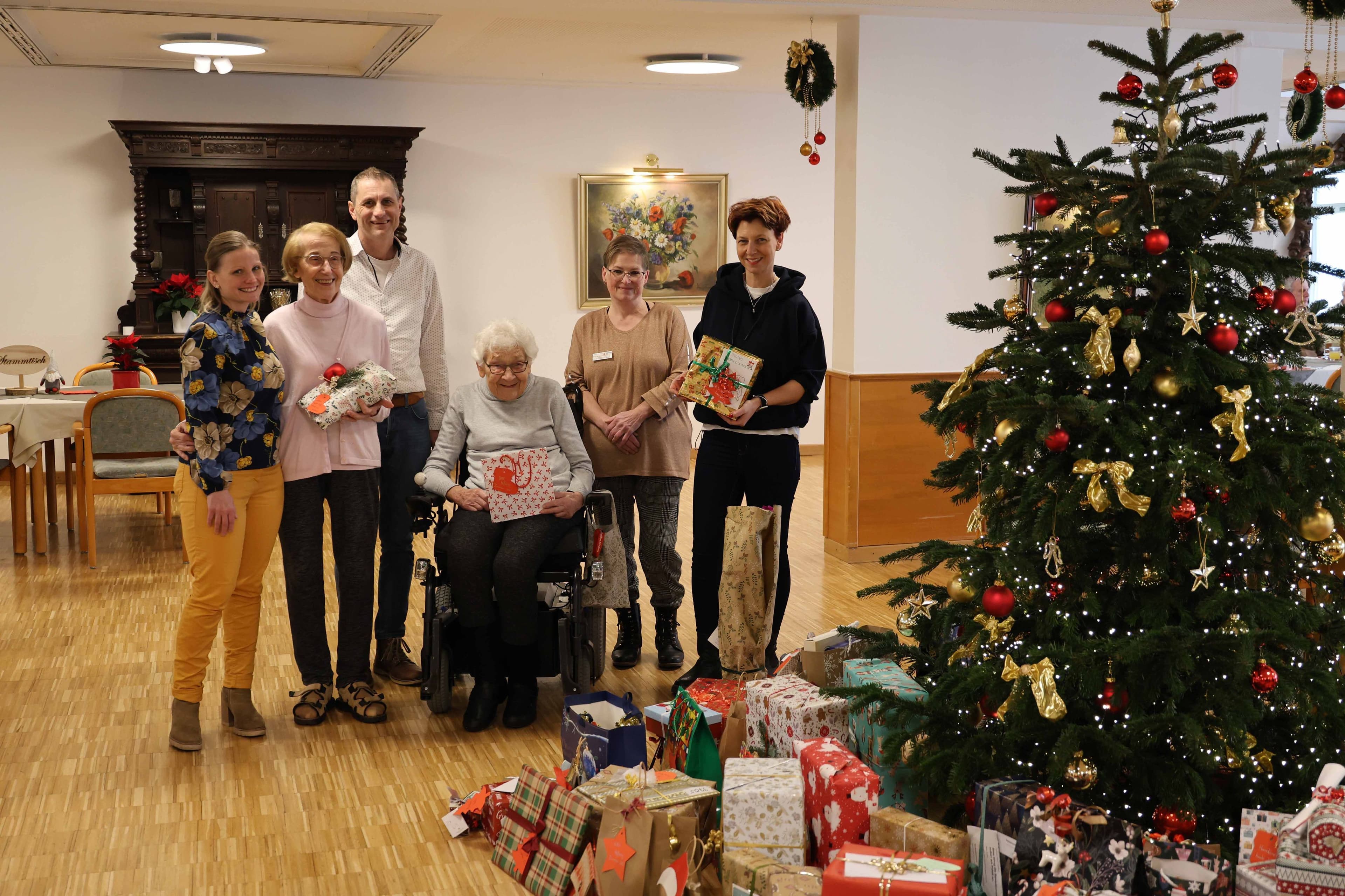 Landshut erfüllt über 150 Weihnachtswünsche | Symbolbild