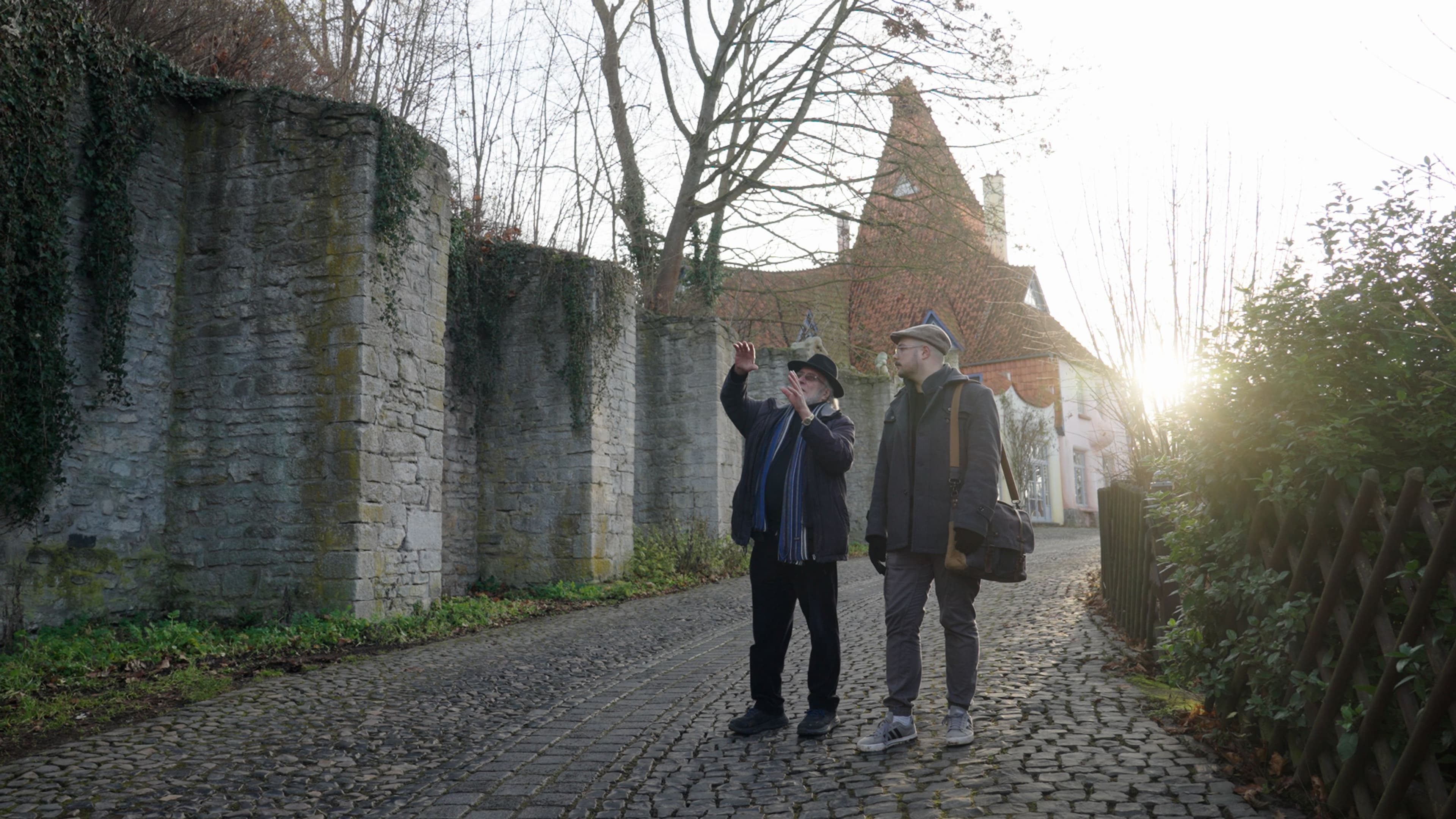 Rundgang an der Northeimer Stadtmauer mit René Piehl und Karl-Heinz Rettig, aus dem städtischen Video.