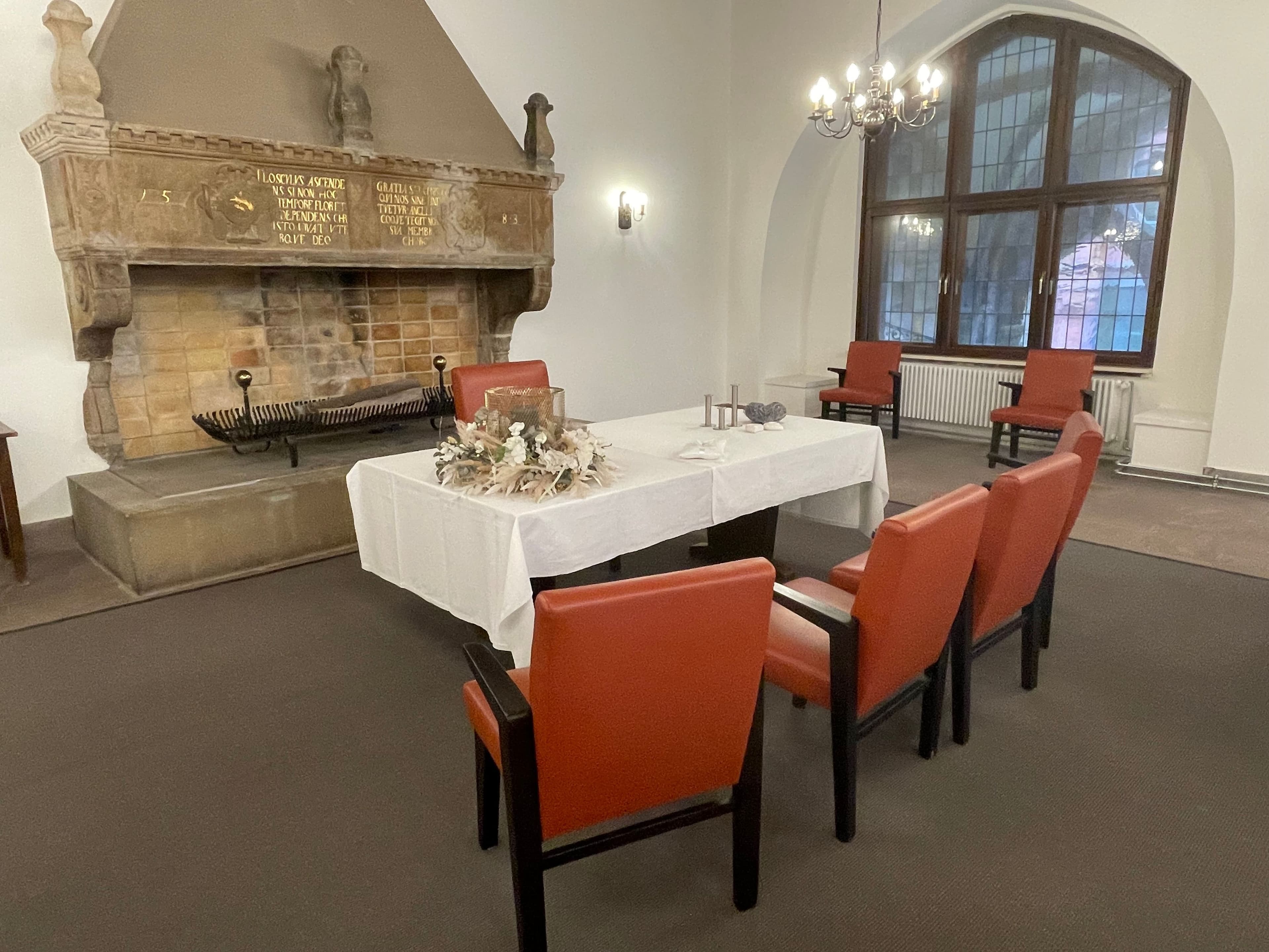 Veränderungen in Minden: Geburtenrückgang und Anstieg der Eheschließungen | Symbolbild