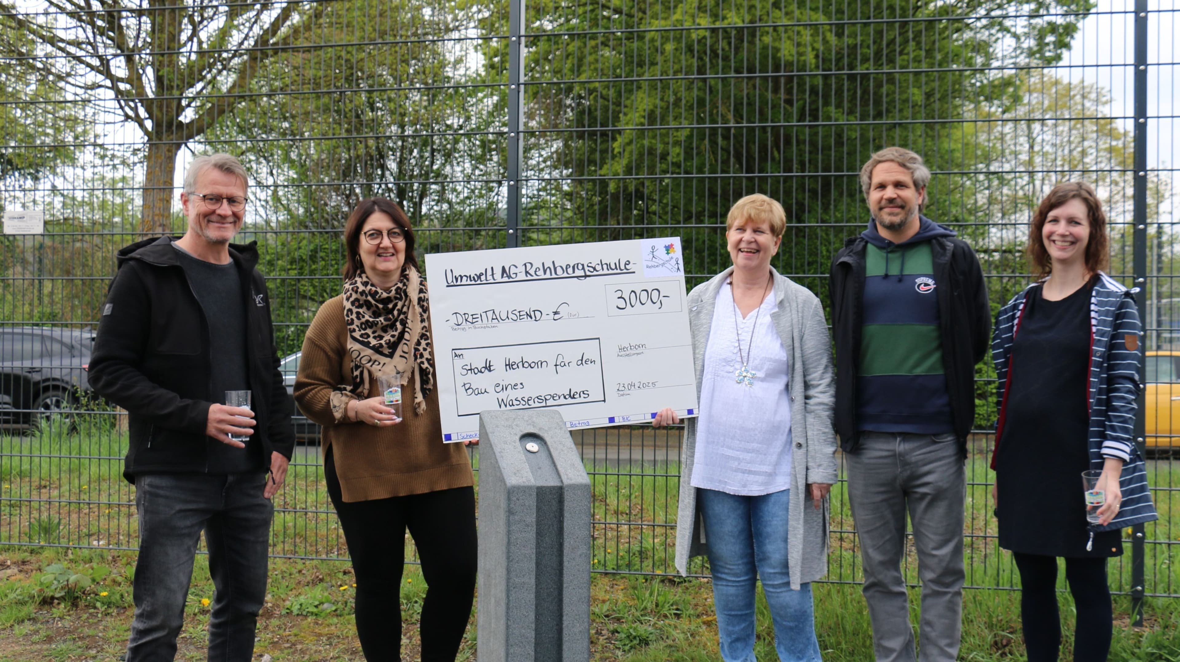 Nachhaltigkeit am Walkmühlenweg: Neuer Trinkwasserbrunnen für Herborn | Symbolbild