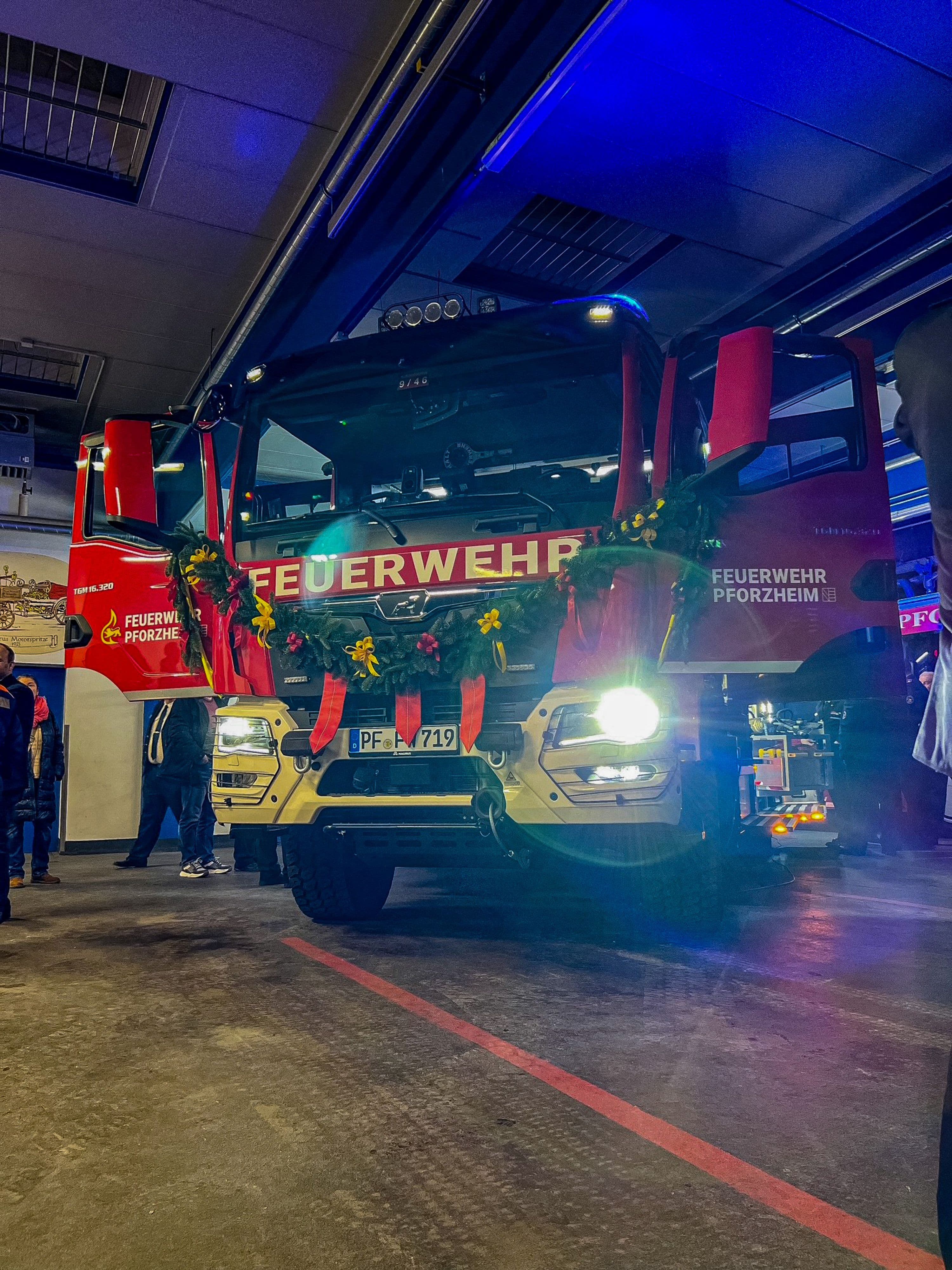 Übergabe des neuen Hilfeleistungslöschfahrzeugs an die Freiwillige Feuerwehr Eutingen. Übergabe des neuen Hilfeleistungslöschfahrzeugs an die Freiwillige Feuerwehr Eutingen.