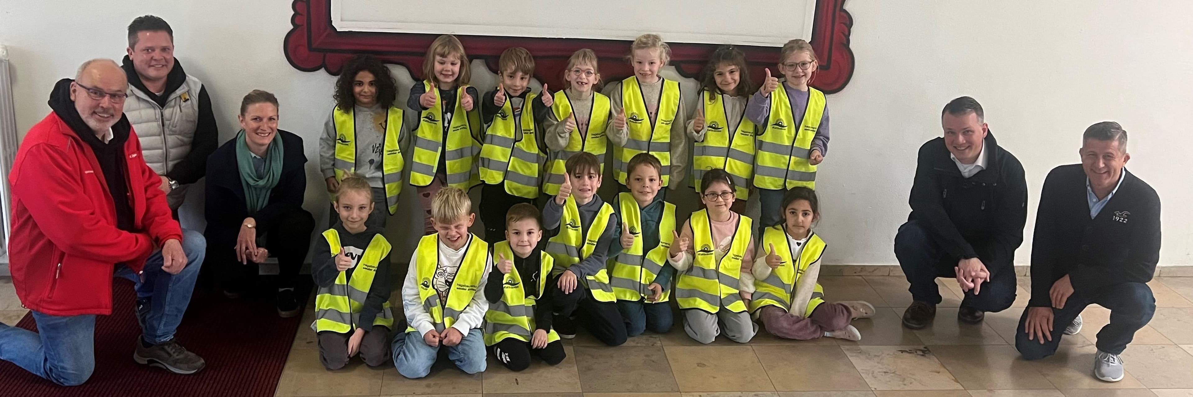 Leuchtende Warnwesten für Dorstener Erstklässler | Symbolbild