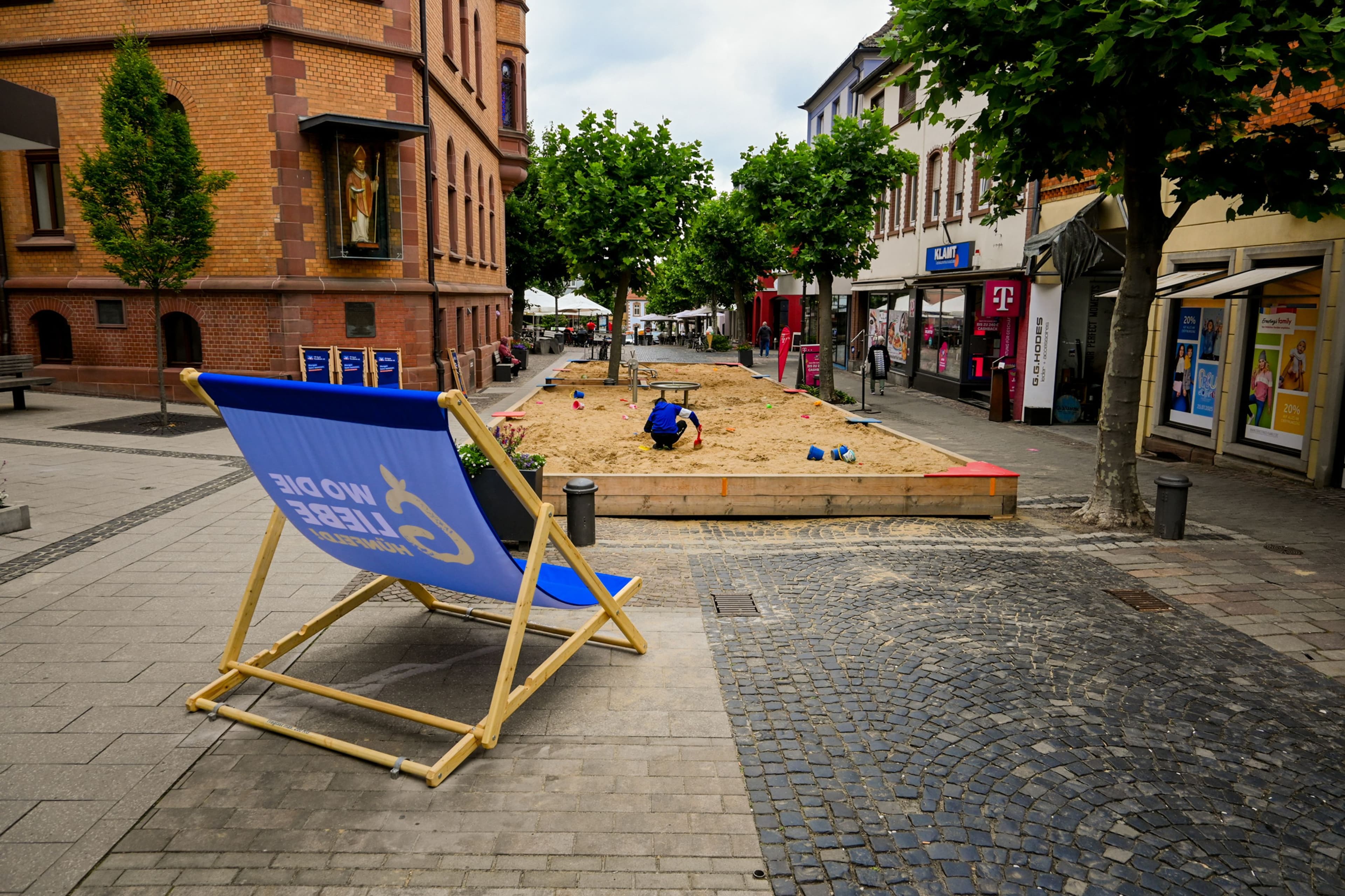 Neue XXL-Liege in Hünfeld lädt zum Verweilen ein | Symbolbild