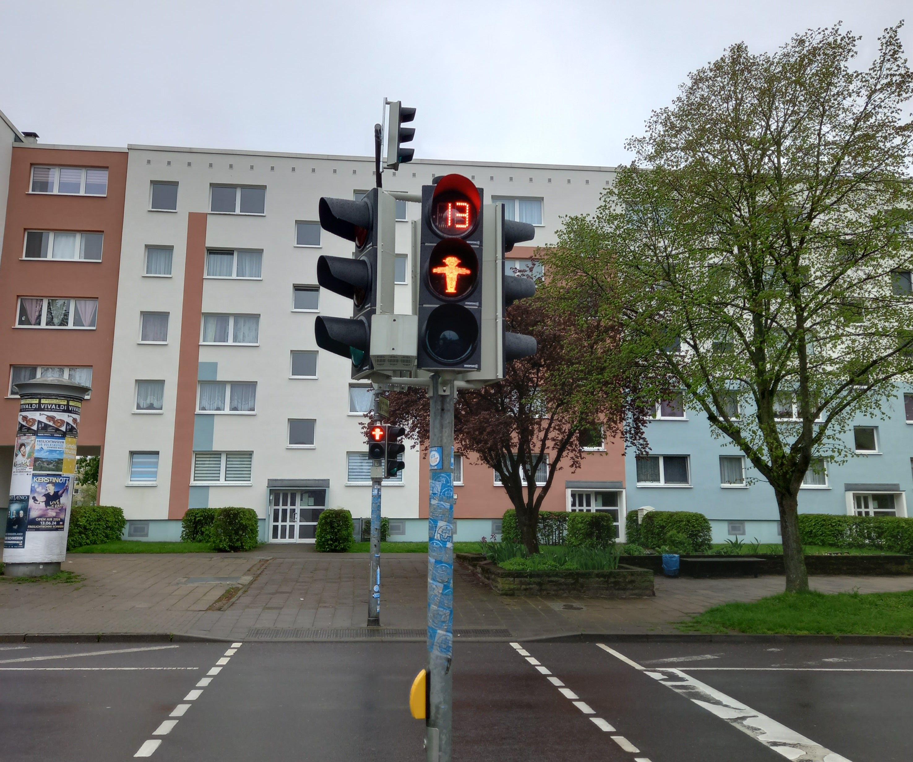 Neue Countdown-Funktion für Fußgängersicherheit in Schwerin | Symbolbild