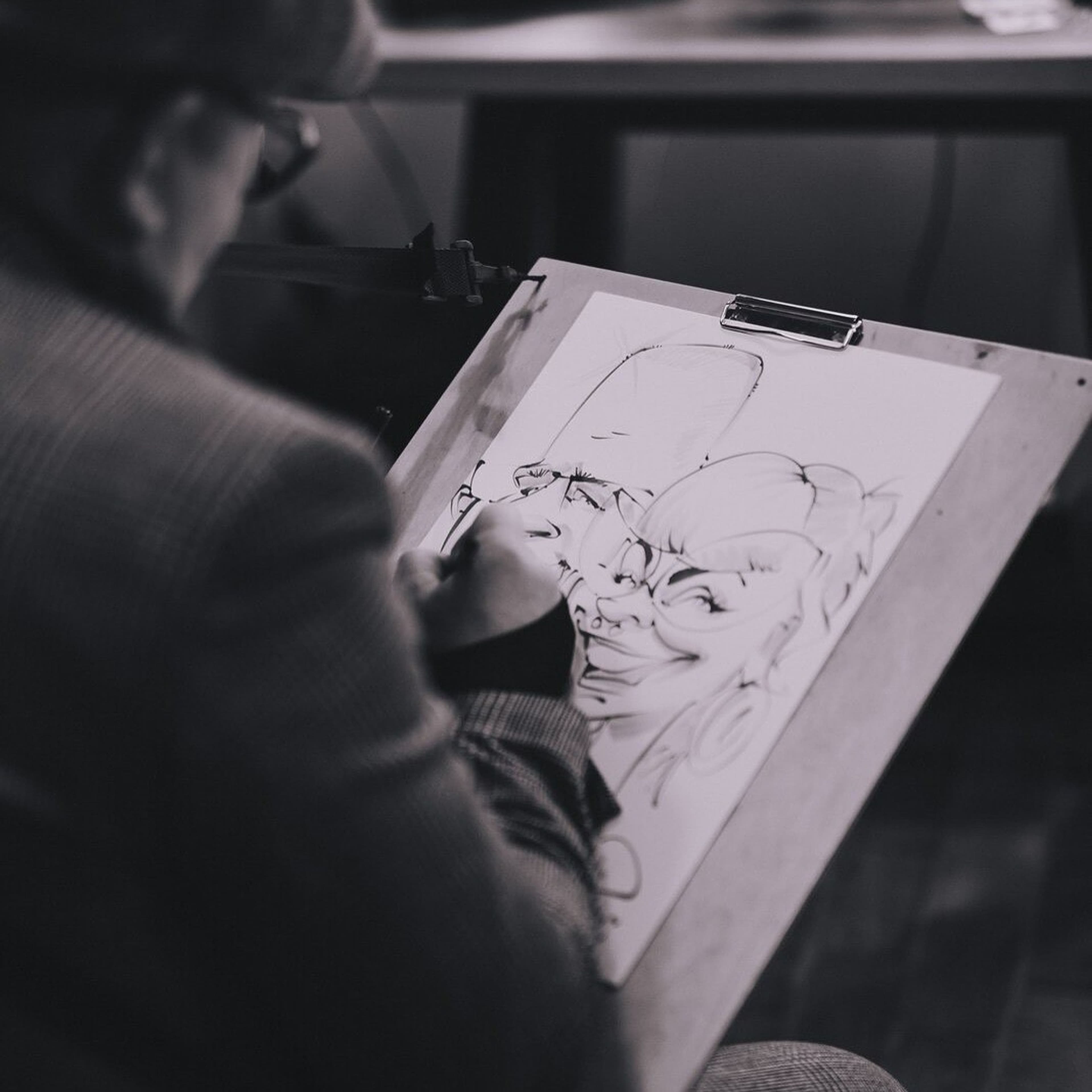 Die Nacht der Bibliotheken in der Lingener Stadtbibliothek bietet ein spannendes Programm für Bücherliebhaber, einschließlich Lesungen und Live-Zeichnungen.