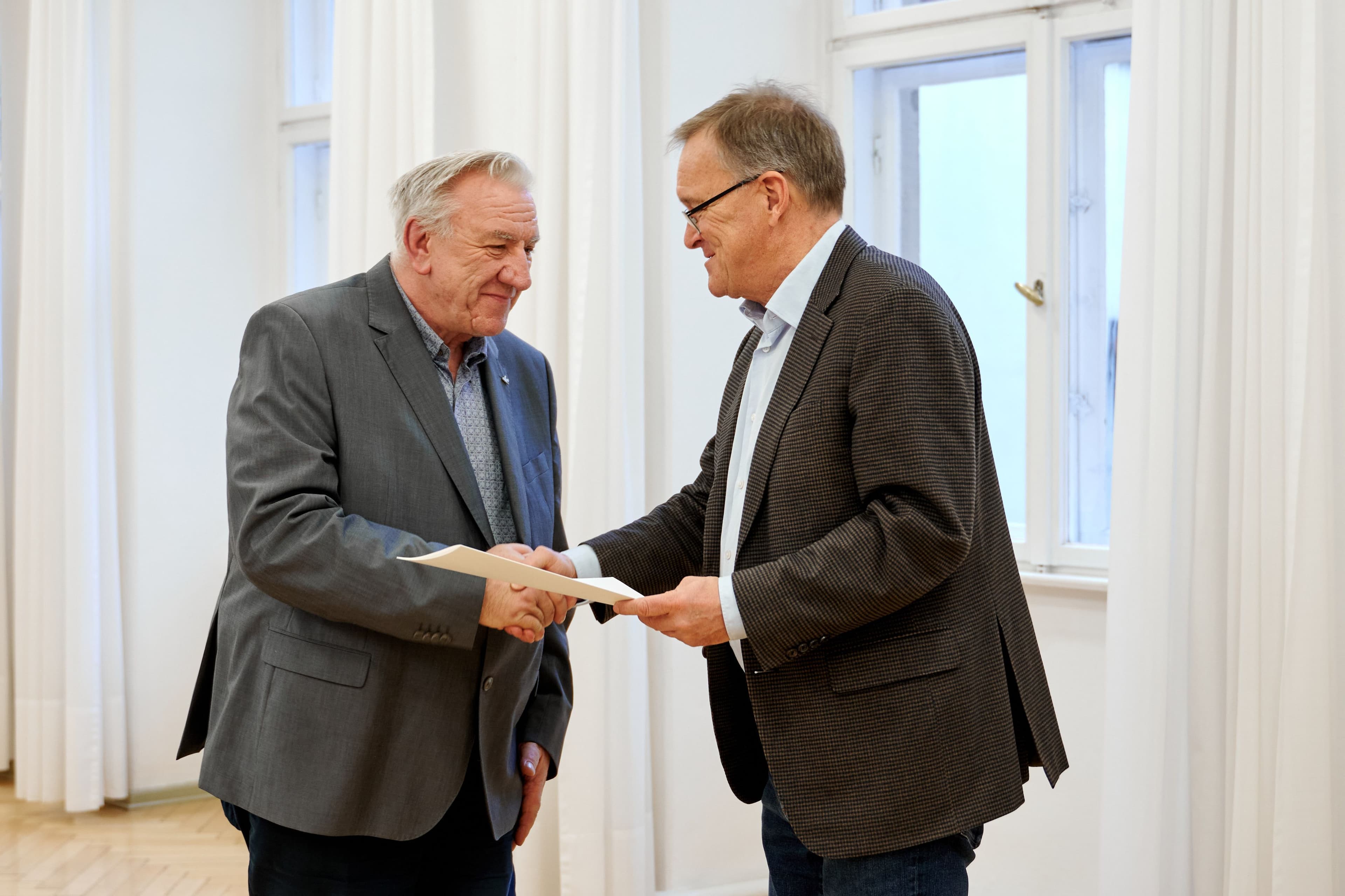 Bamberg ehrt Ehrenamt: 100 Jahre gemeinsames Engagement! | Symbolbild