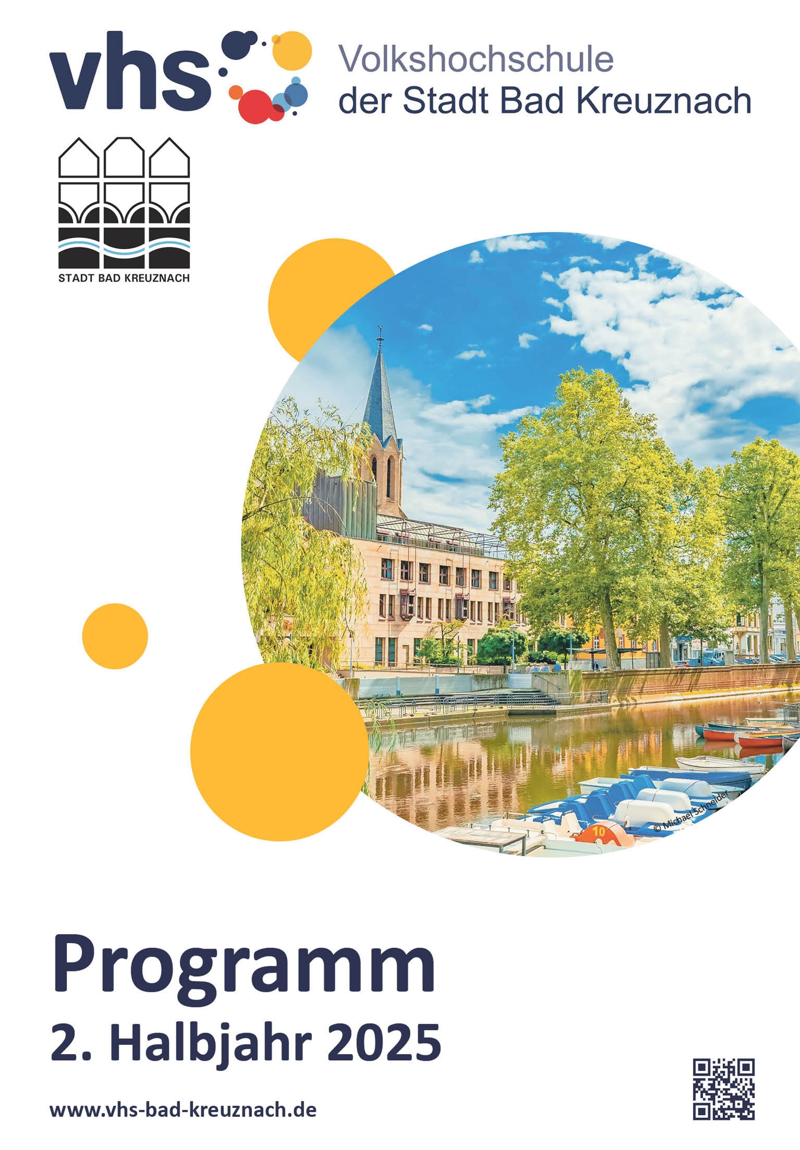 Titelbild des Programmheftes zeigt den Rathausplatz von Bad Kreuznach.