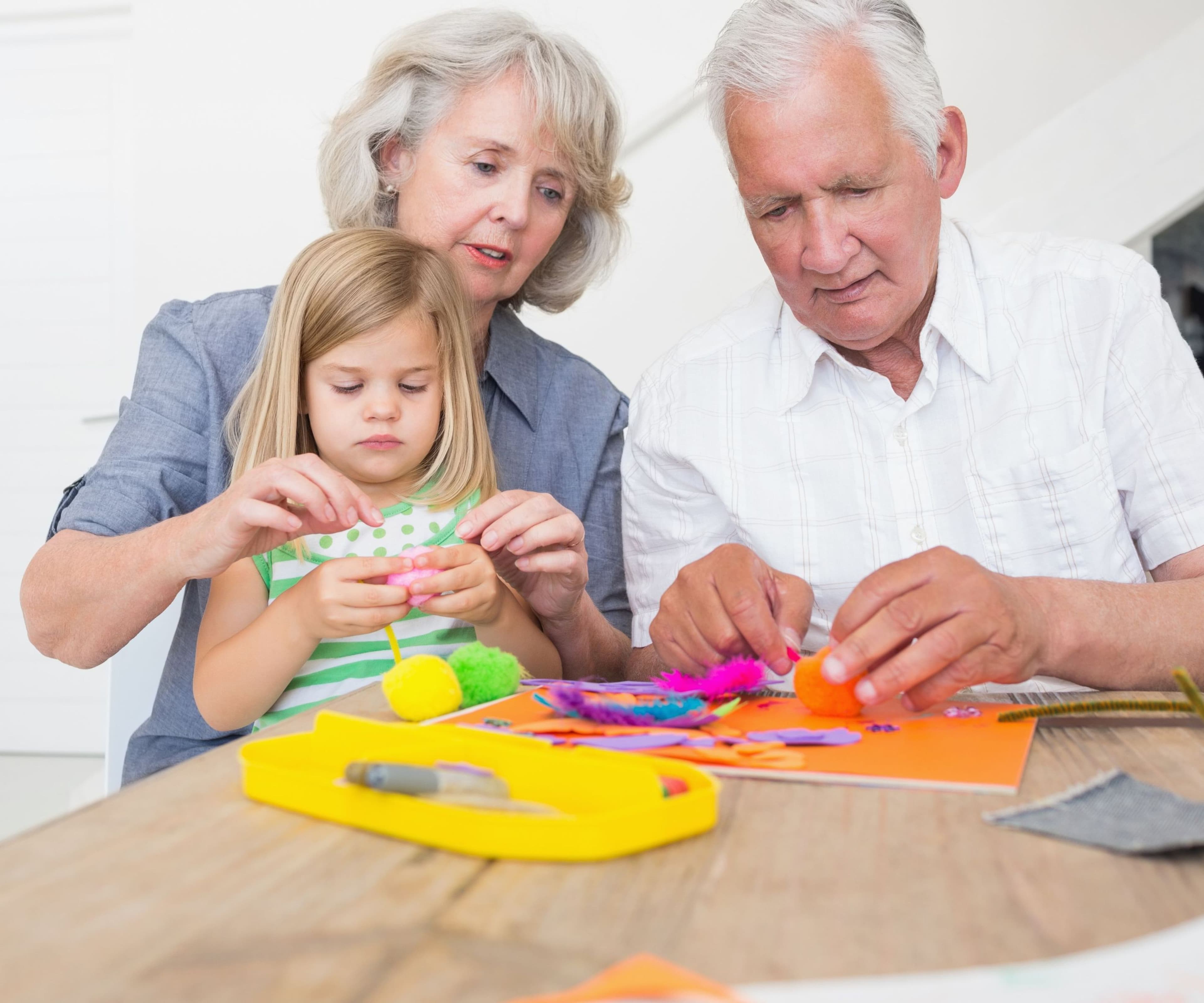 Vorlese-Erlebnisstunde – Die „Enkelzeit“ für Kinder und ihre Großeltern.