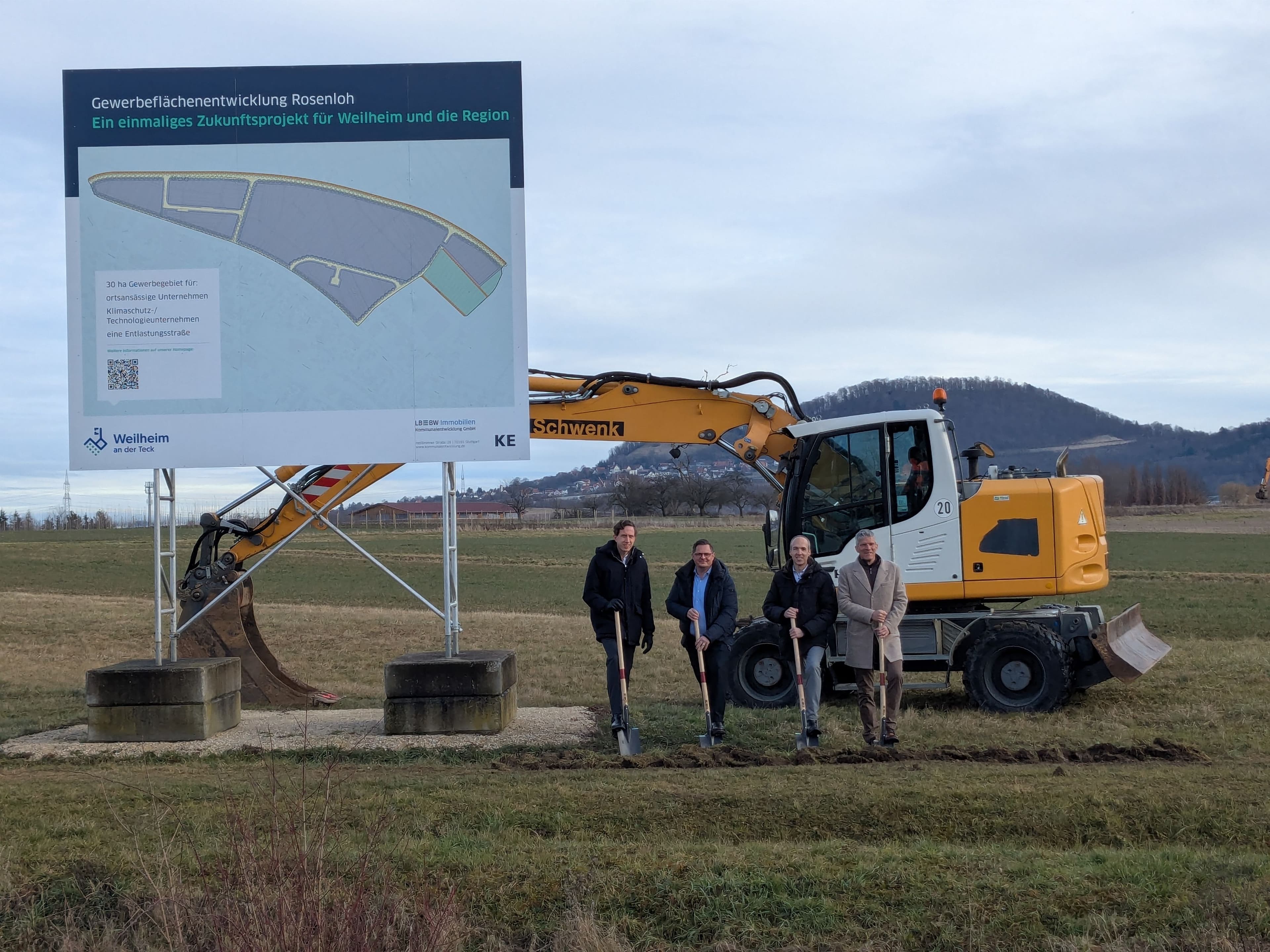 Offizieller Spatenstich für die Erschließung des größten Gewerbegebiets der Stadt.