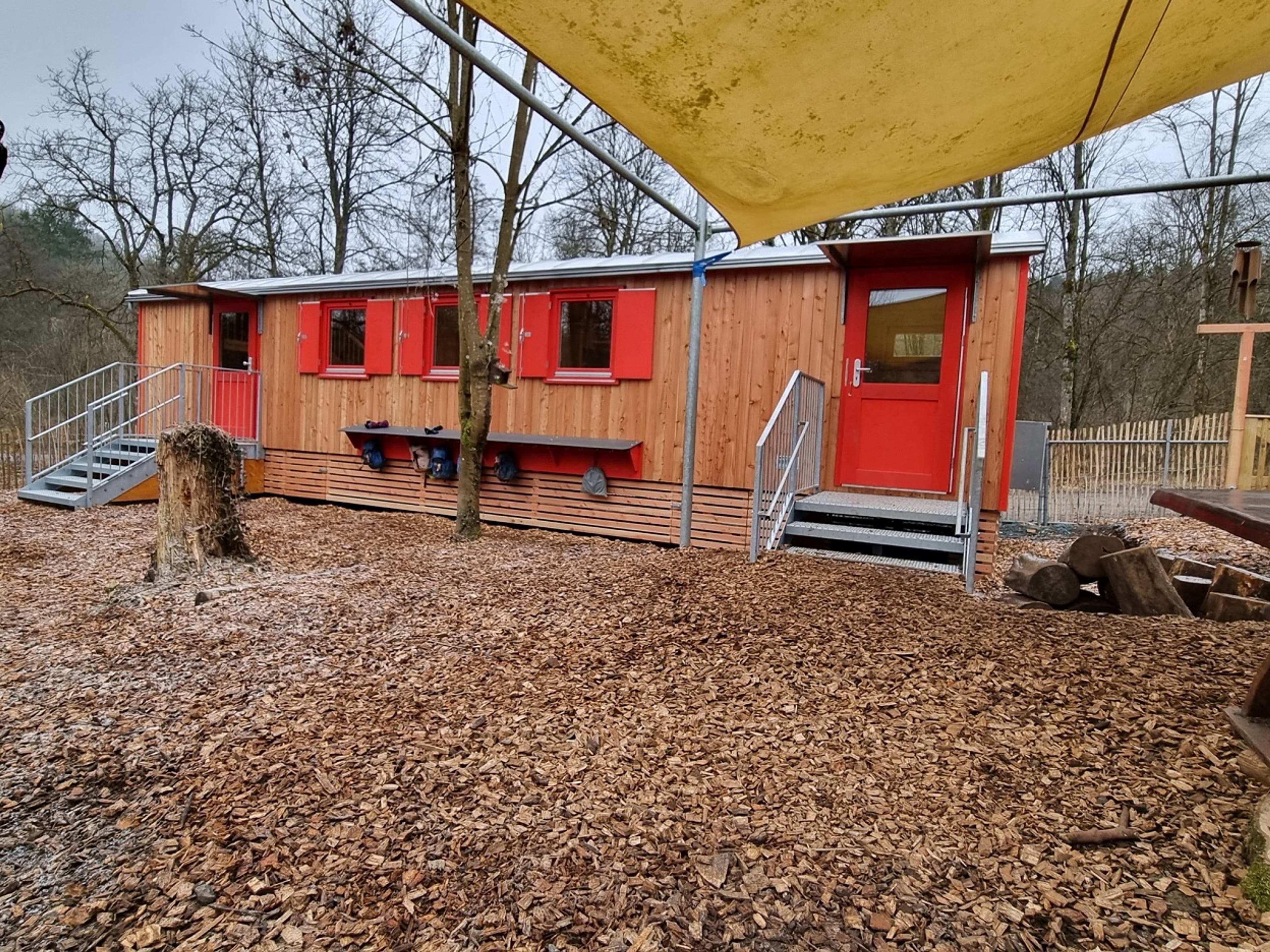 Einweihung und Innenausstattung des neuen Bauwagens der Waldkita Braunfels