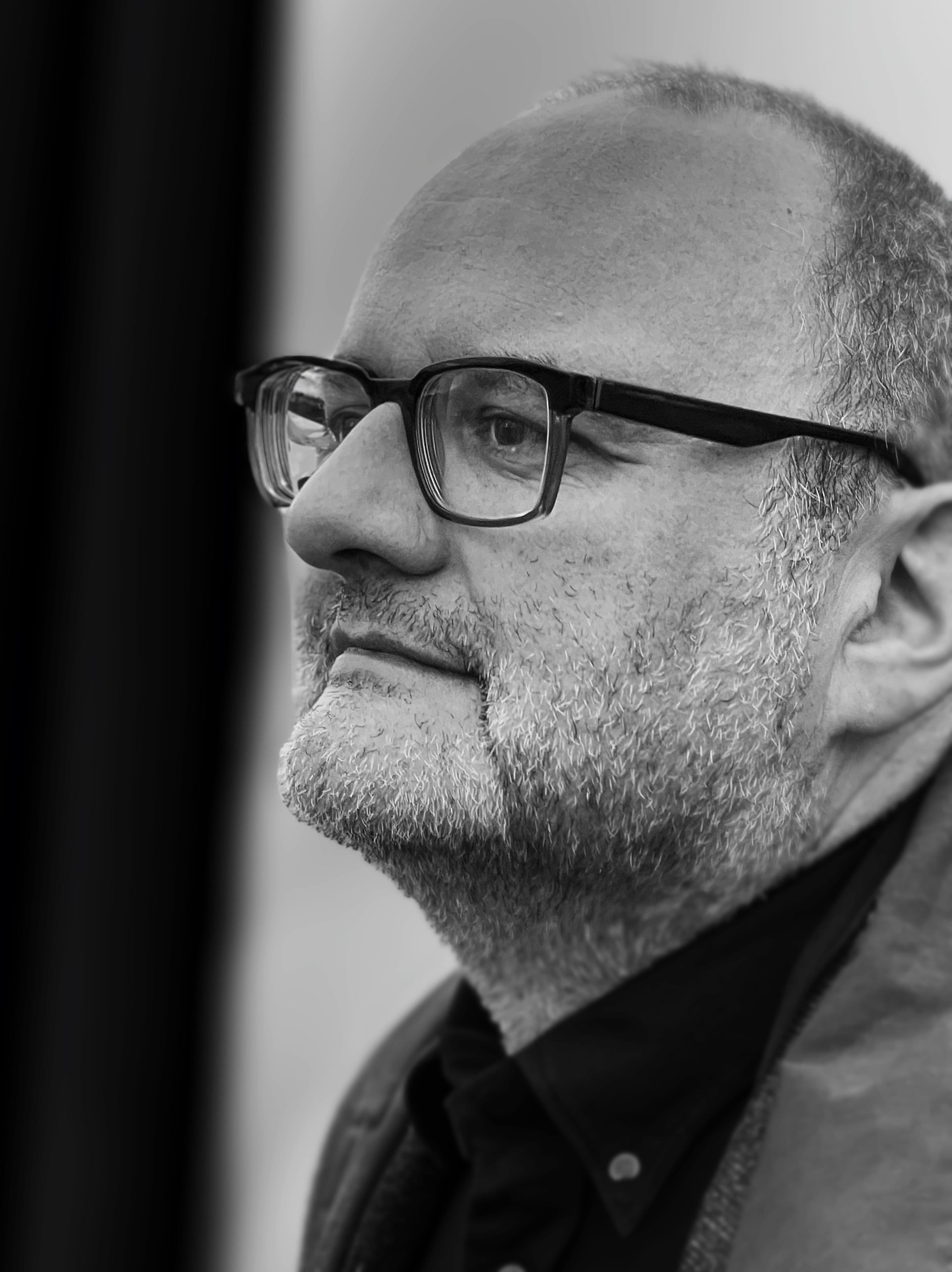 Schauspieler Axel Grau engagiert sich im Rahmen der aktuellen Theaterproduktion.