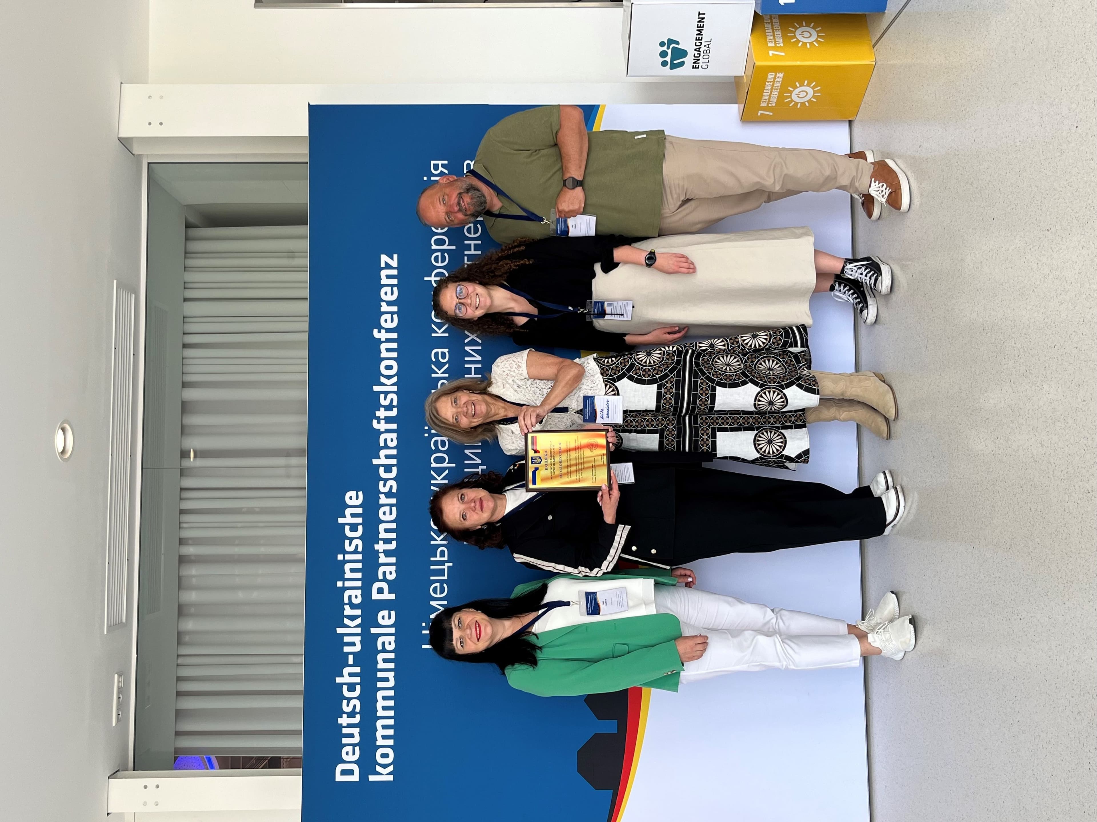 Delegation aus Gießen und Tschernihiw stellt gemeinsame Projekte auf Partnerschaftskonferenz in Münster vor.