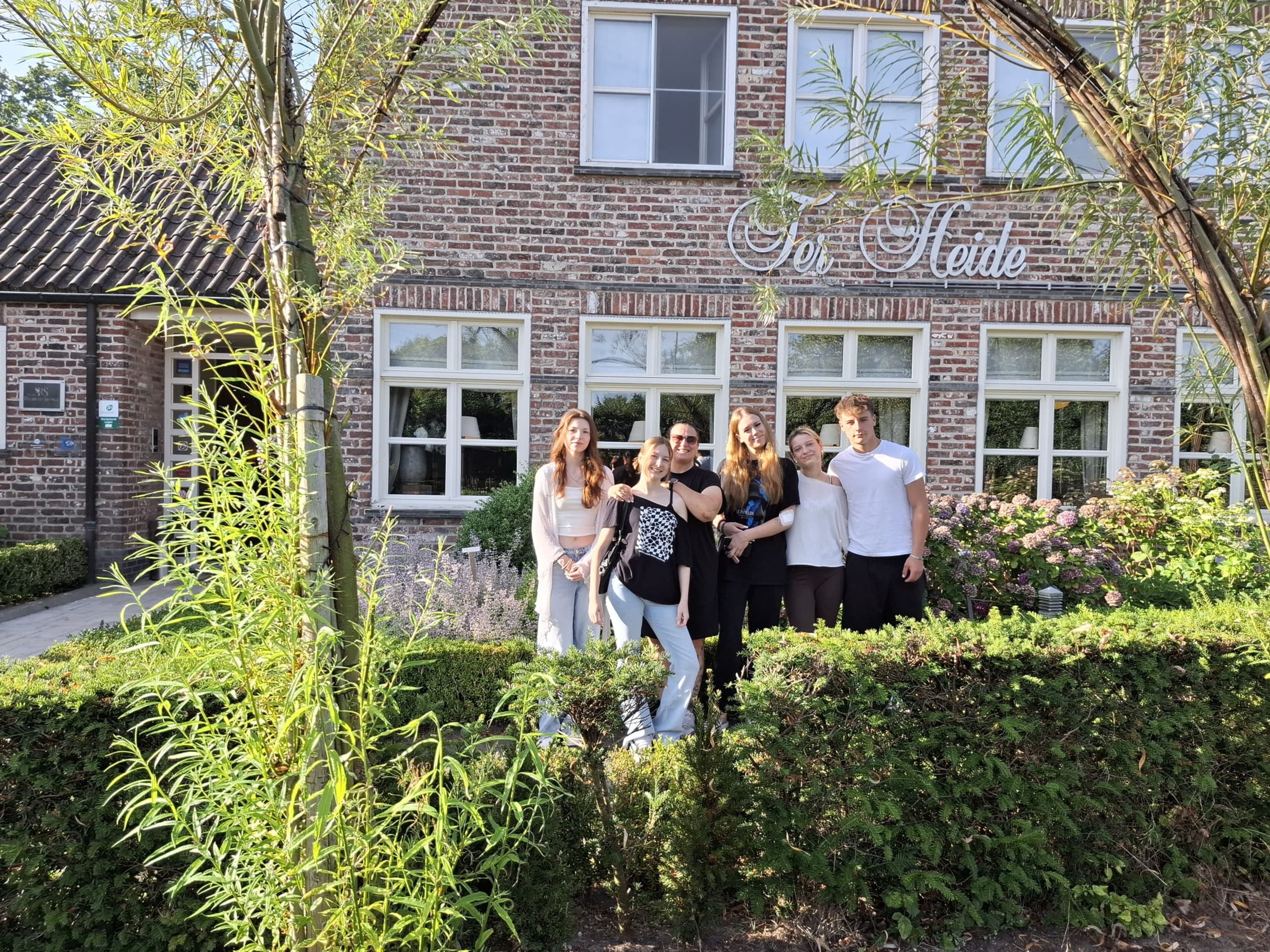 Der Kinder- und Jugendbeirat Braunfels und Nadine Hundert besuchen anlässlich des Jubiläums die Partnerstadt Eeklo.