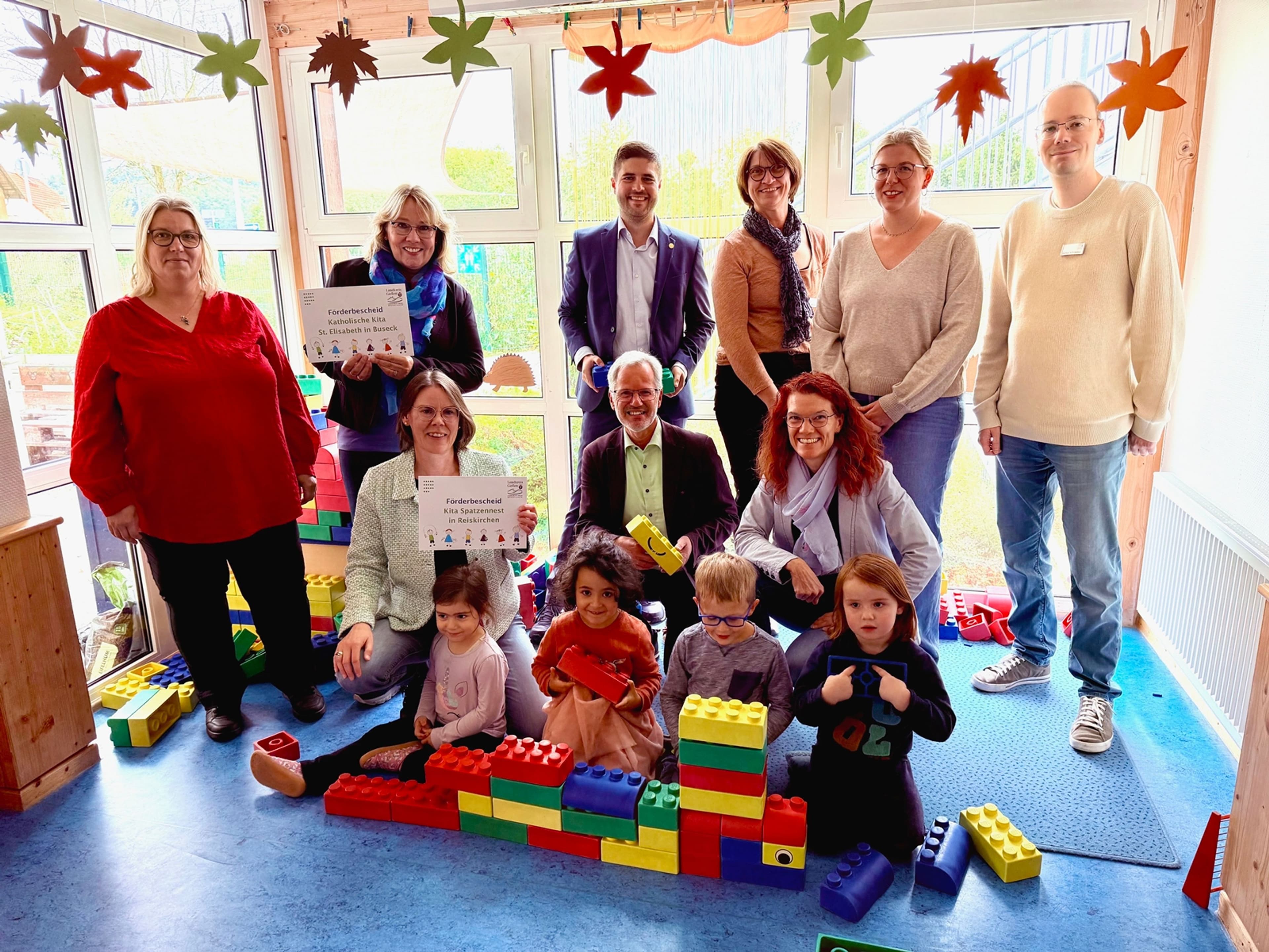 Spatzennest Reiskirchen und die Katholische Kita St. Elisabeth in Buseck erhalten finanzielle Unterstützung für Bauprojekte.