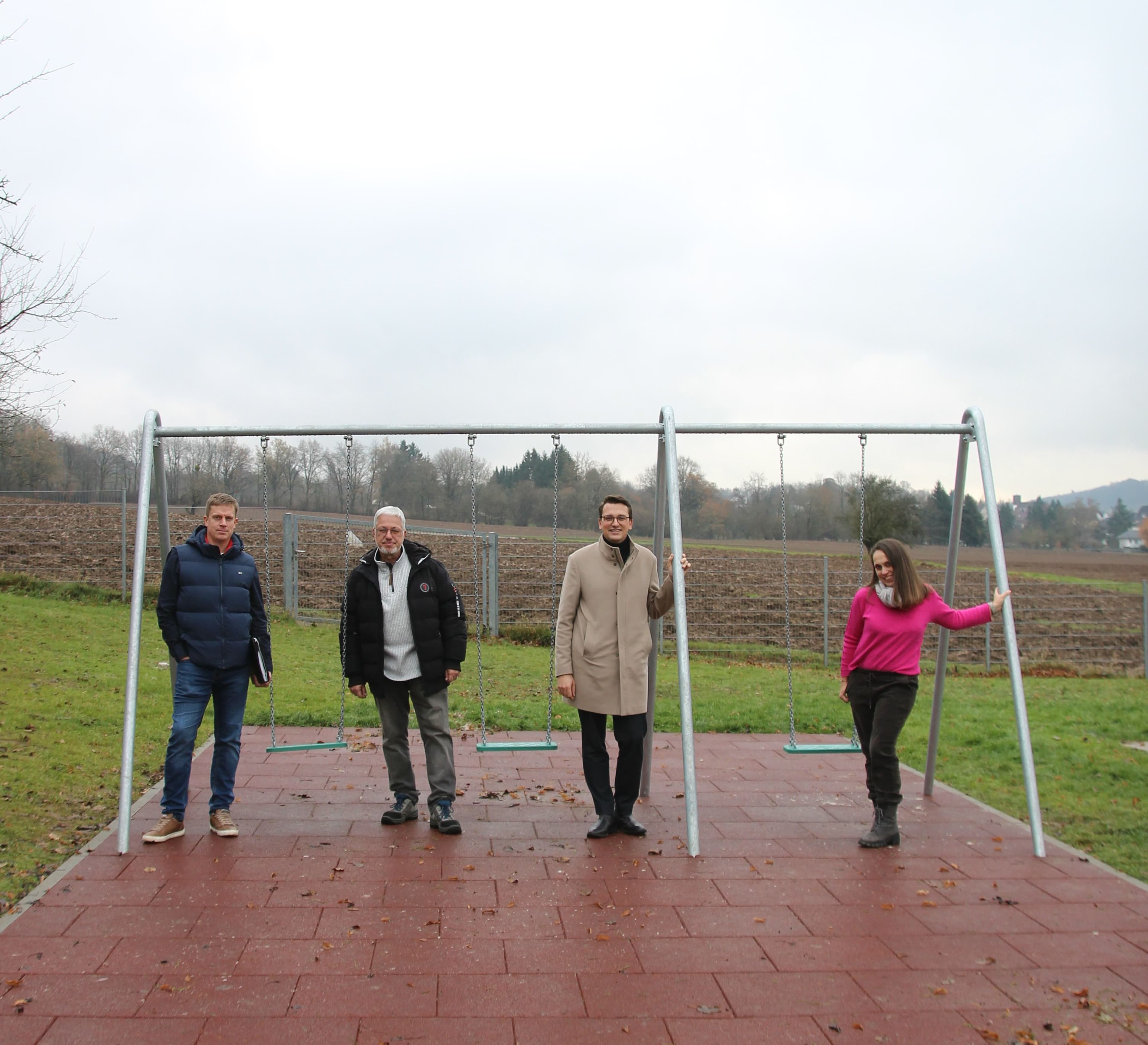 Rabenschule Londorf: Neuer Pausenhof begeistert | Symbolbild