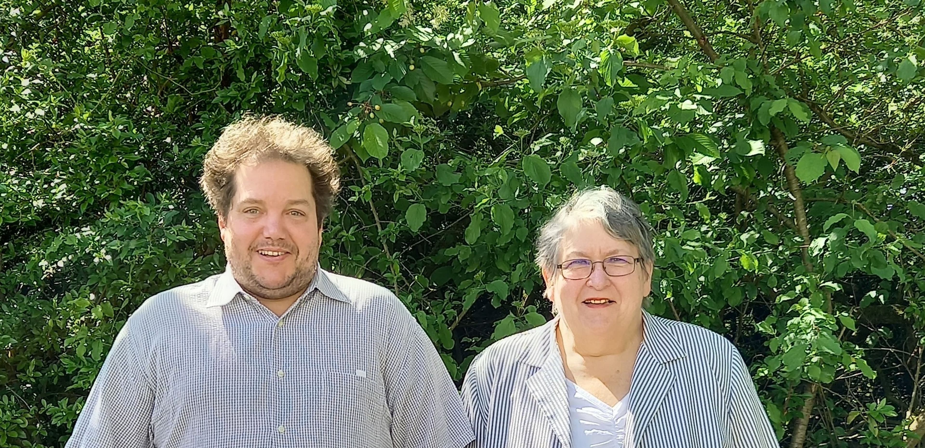 Alexander Walter und Ursula Häuser leiten die INSEA-Kurse zur Unterstützung chronisch Erkrankter.