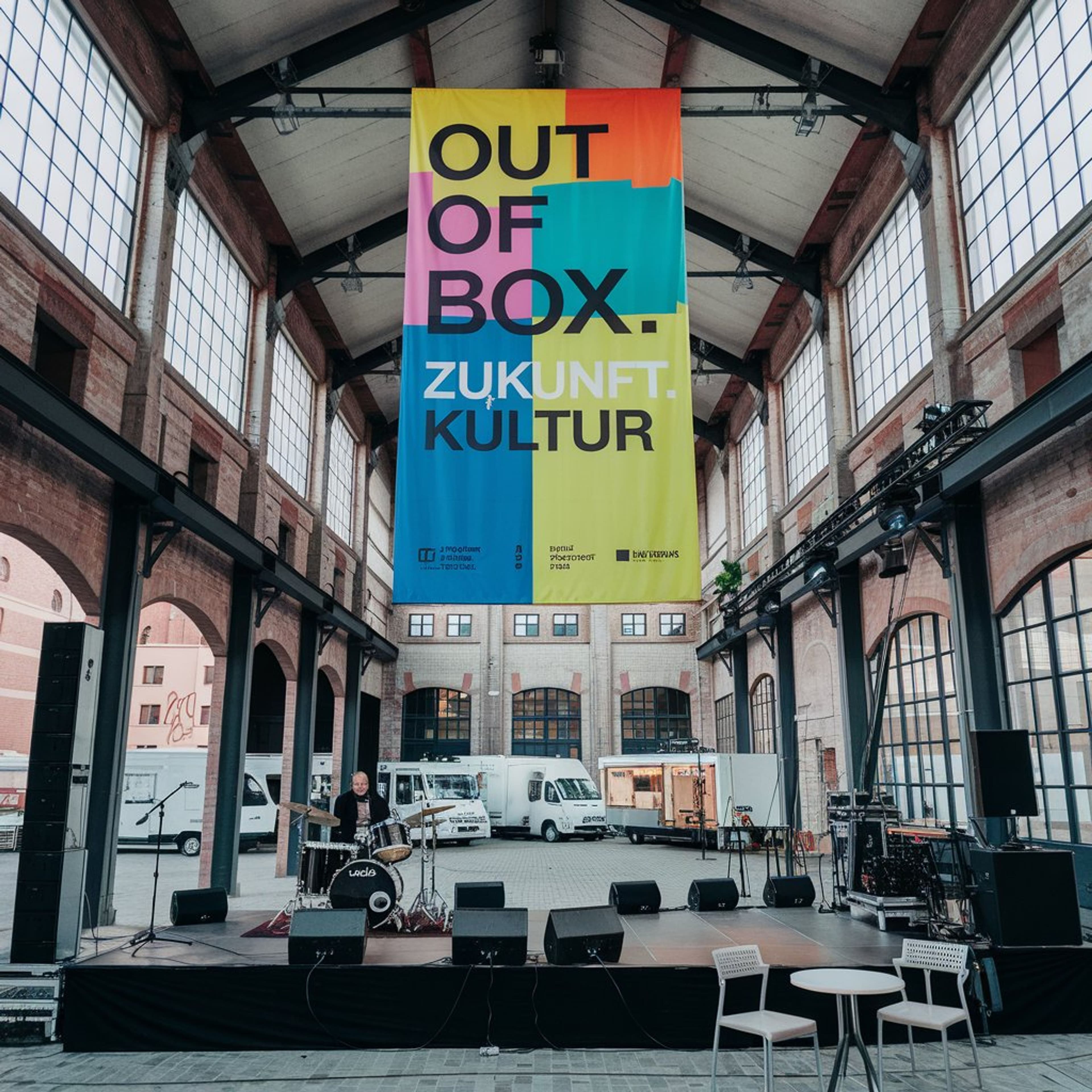 Die Veranstaltung 'Out of the Box – Zukunft Kultur!' lädt zu einem kreativen Austausch und musikalischen Darbietungen in der Kulturfabrik ein.
