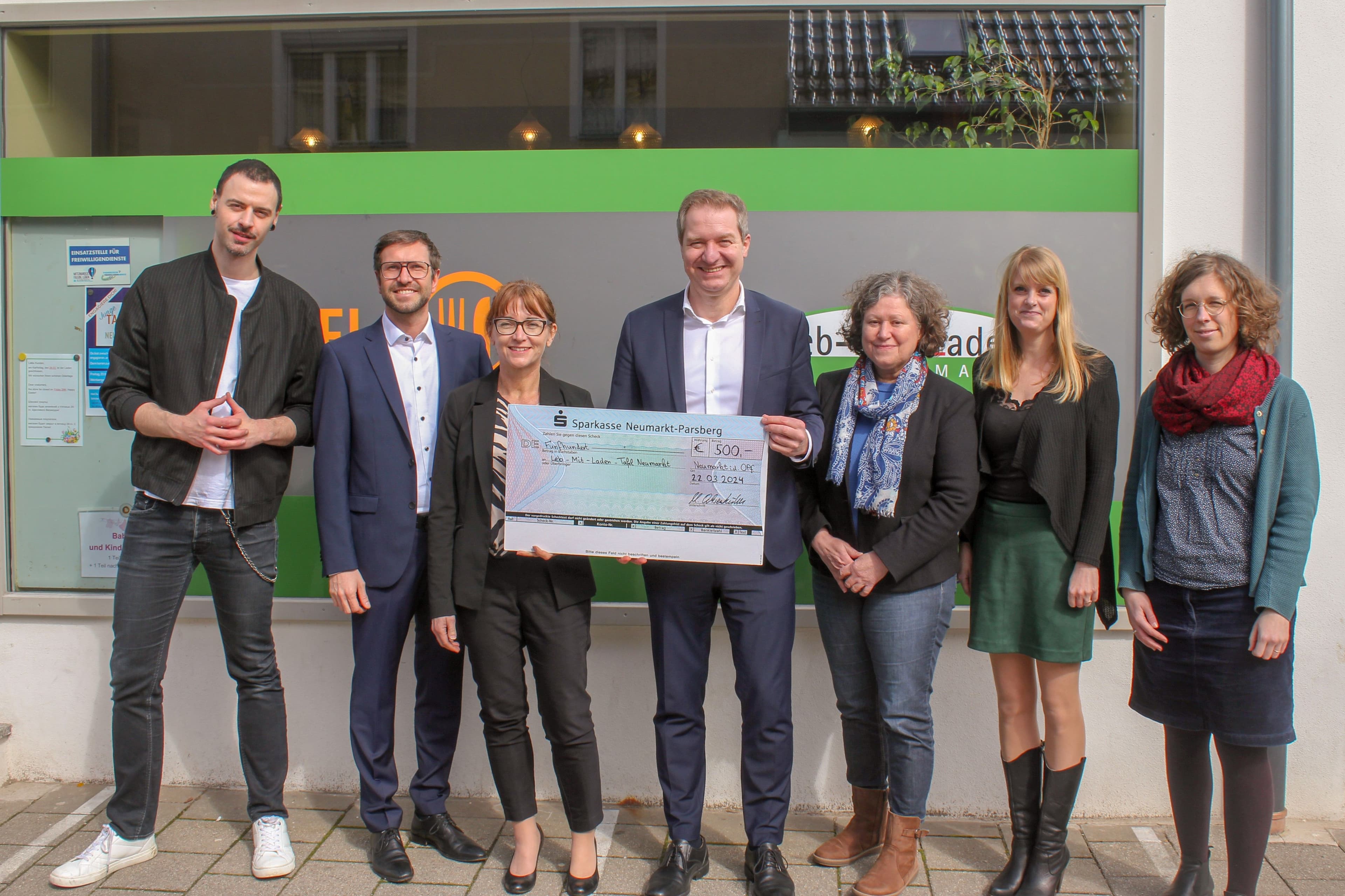 Kostenlose Entsorgung von Problemabfällen und Elektrogeräten am Stadtpark Lahr