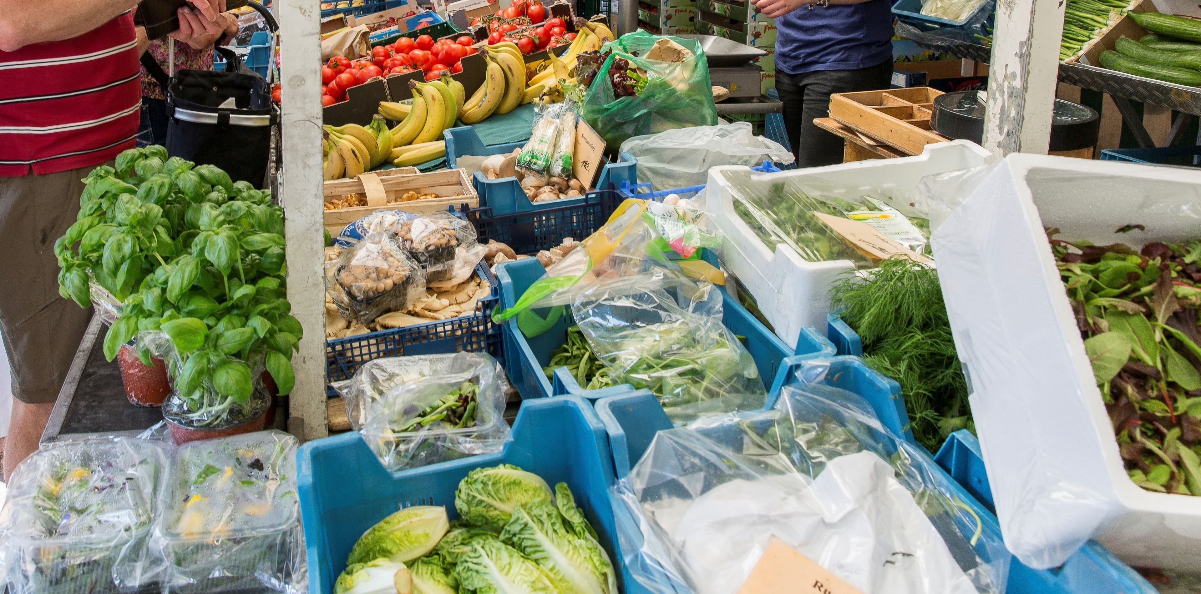 Vorverlegung des Wochenmarkts in der Dorstener Innenstadt wegen des Feiertags am 1. Mai.